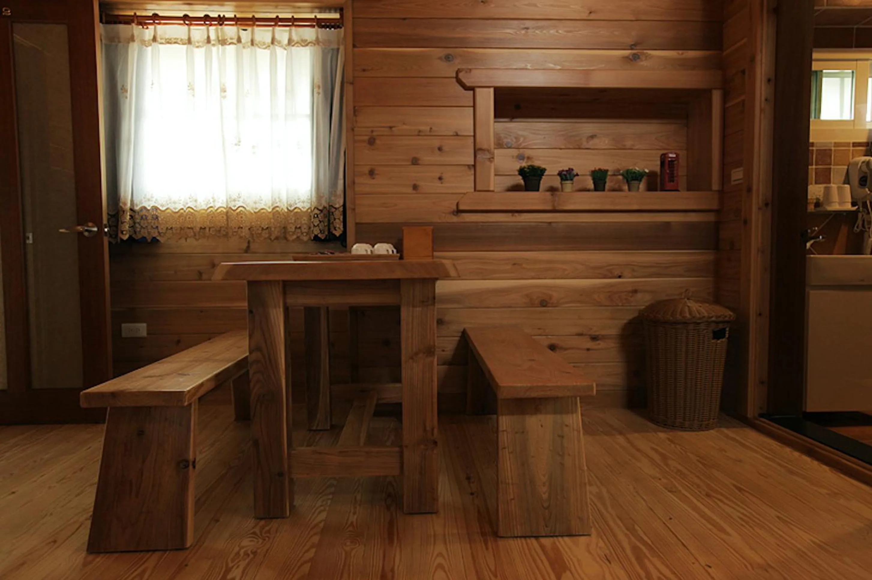 Shower in North Zart