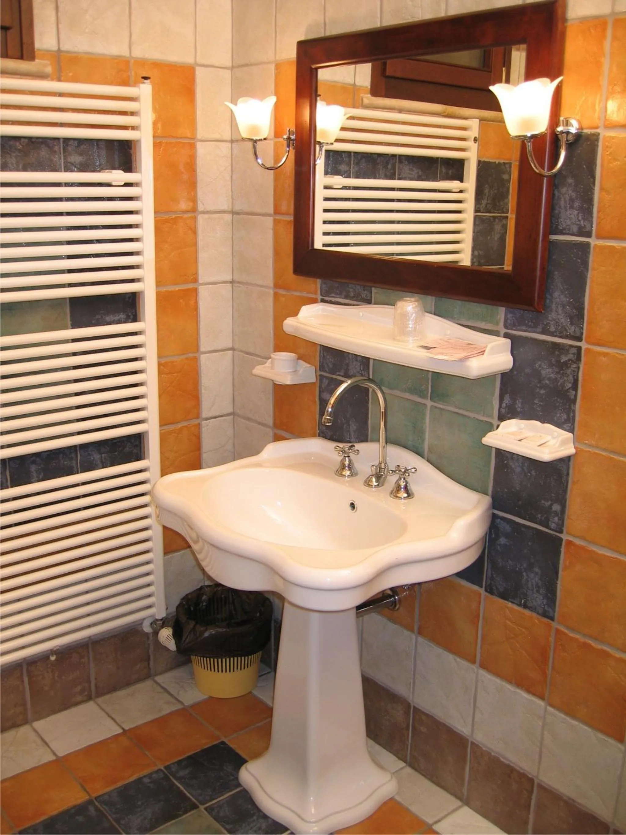 Bathroom in Masseria Bosco & Masseria Strazzati