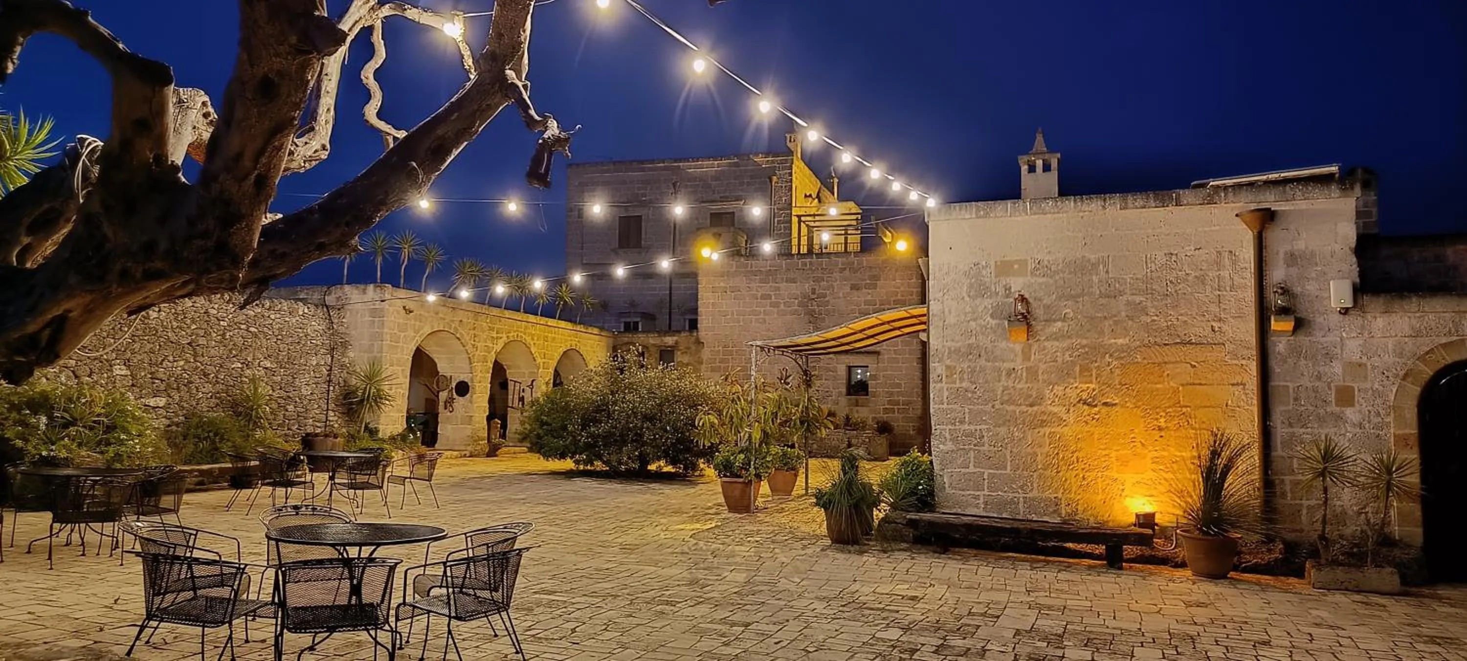 Property building in Masseria Bosco & Masseria Strazzati