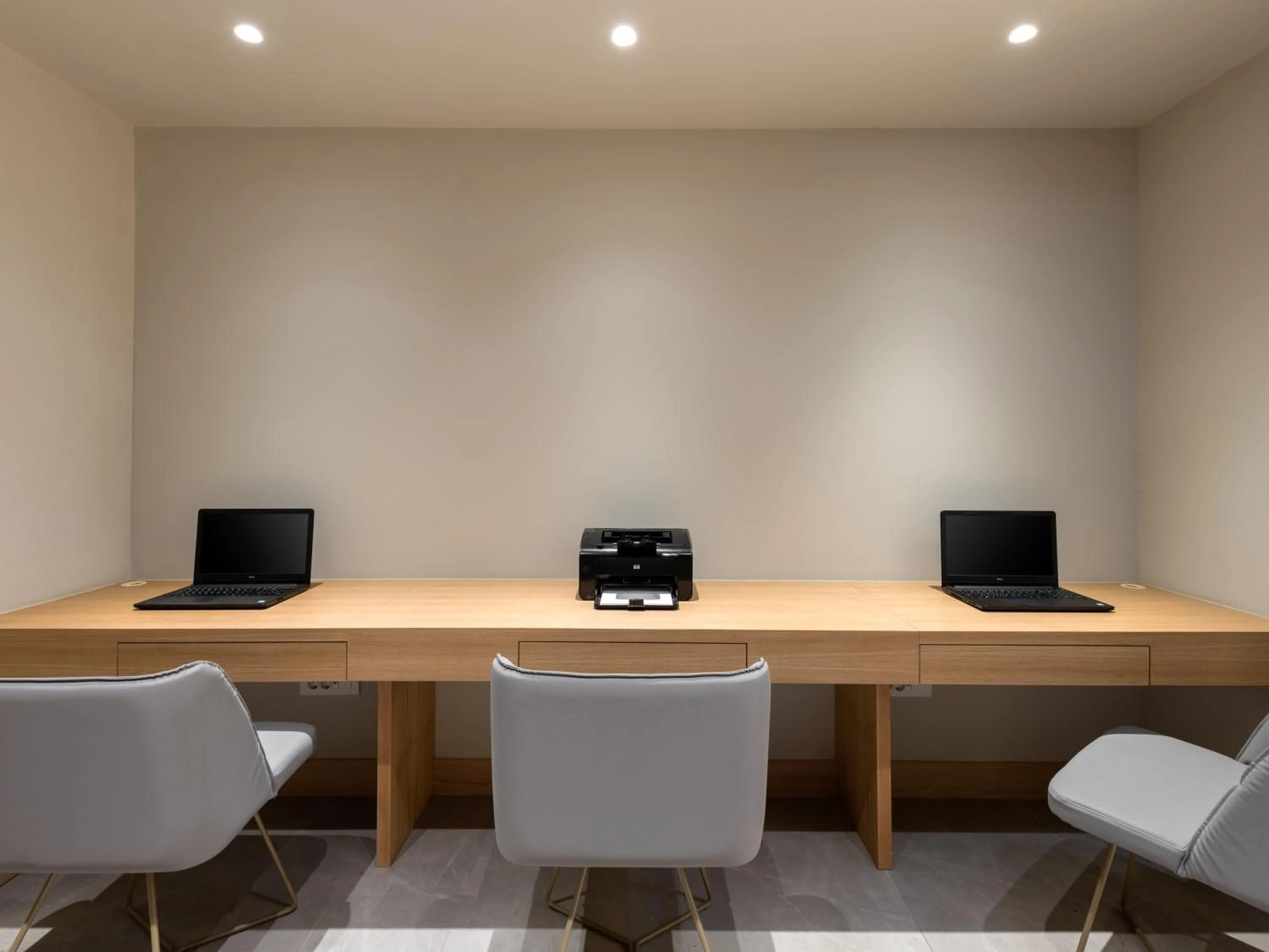 Ikones Seafront Luxury Suites