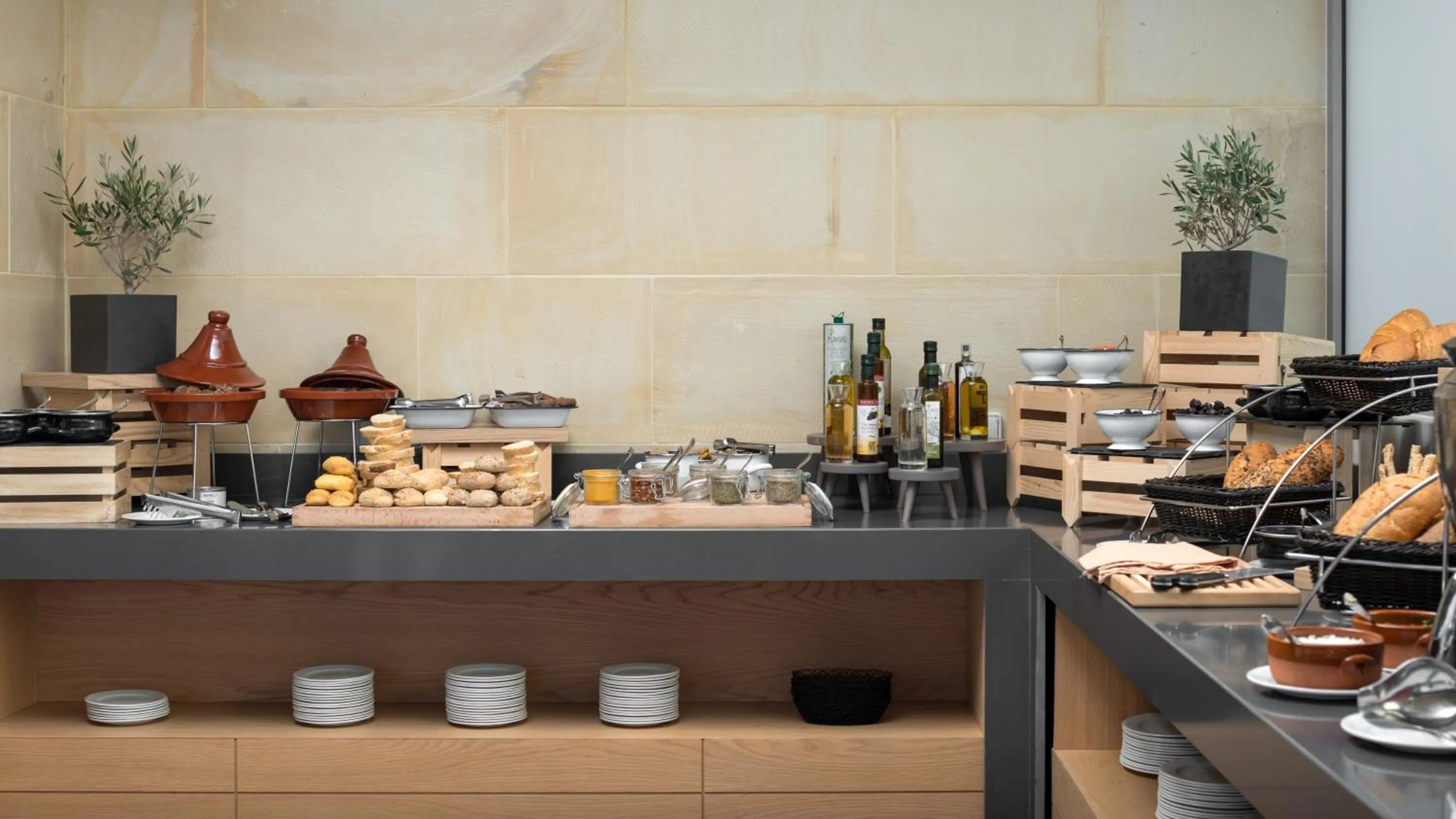 Ikones Seafront Luxury Suites