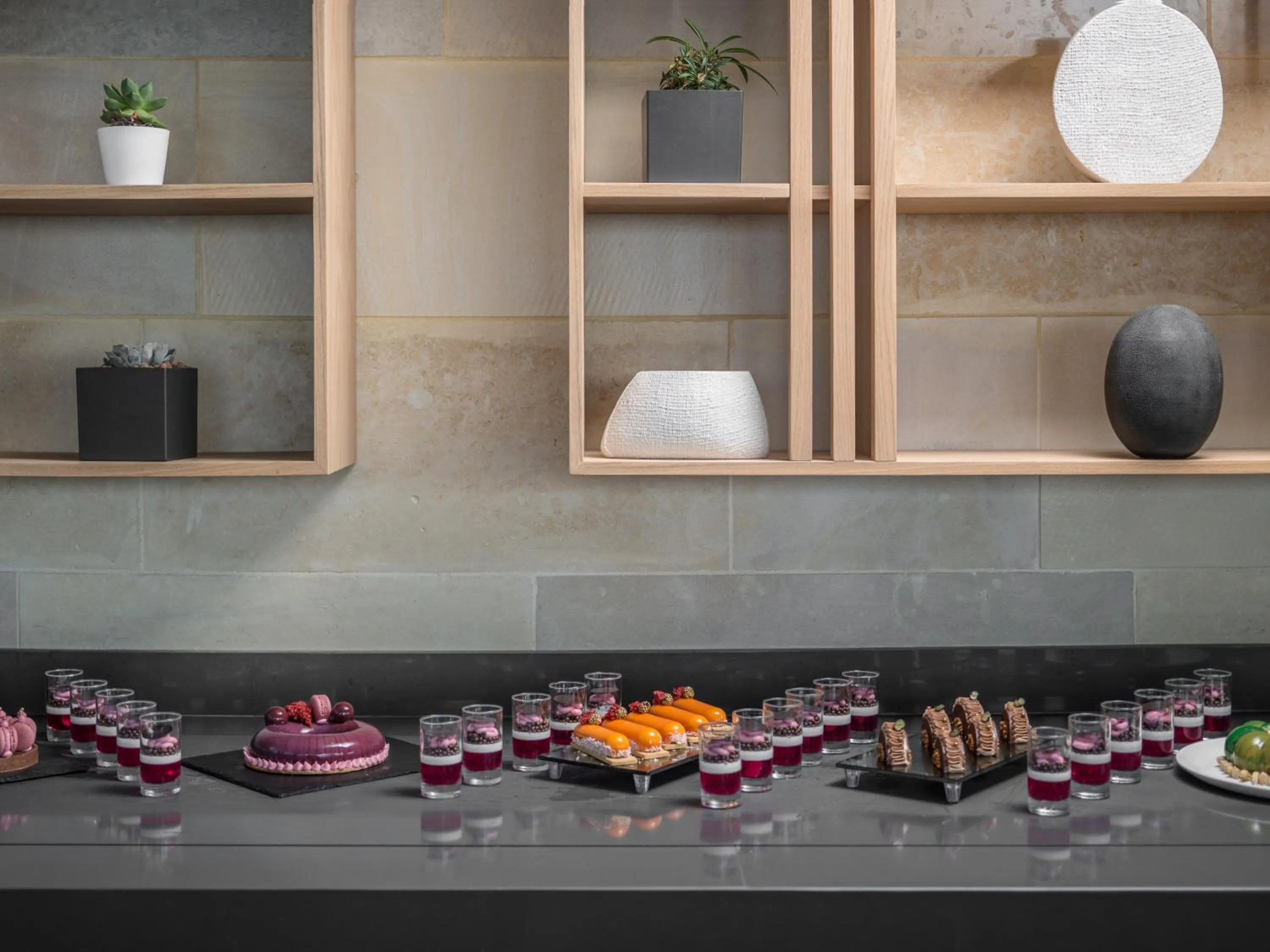 Ikones Seafront Luxury Suites