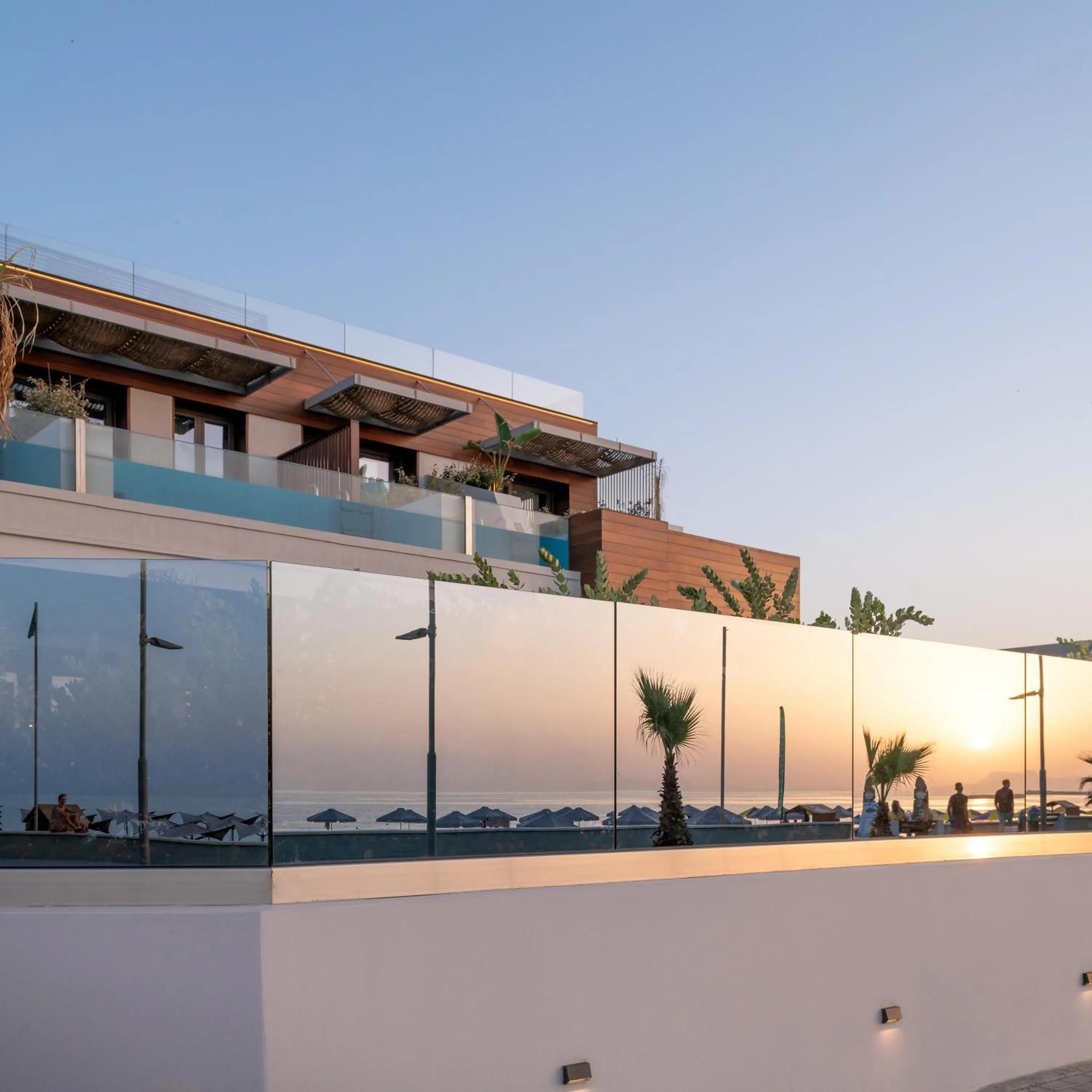 Ikones Seafront Luxury Suites