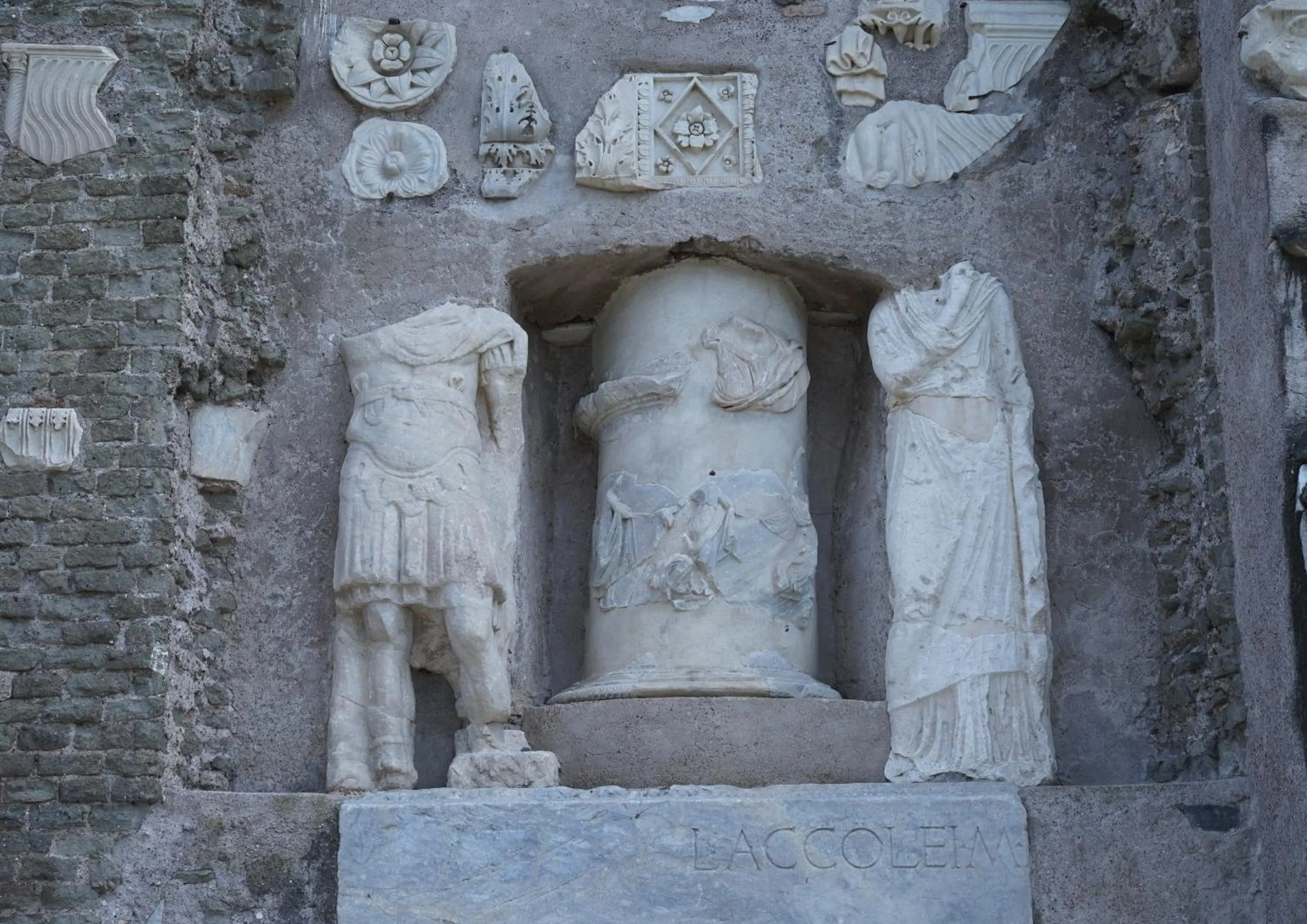 Nearby landmark in Duca's House