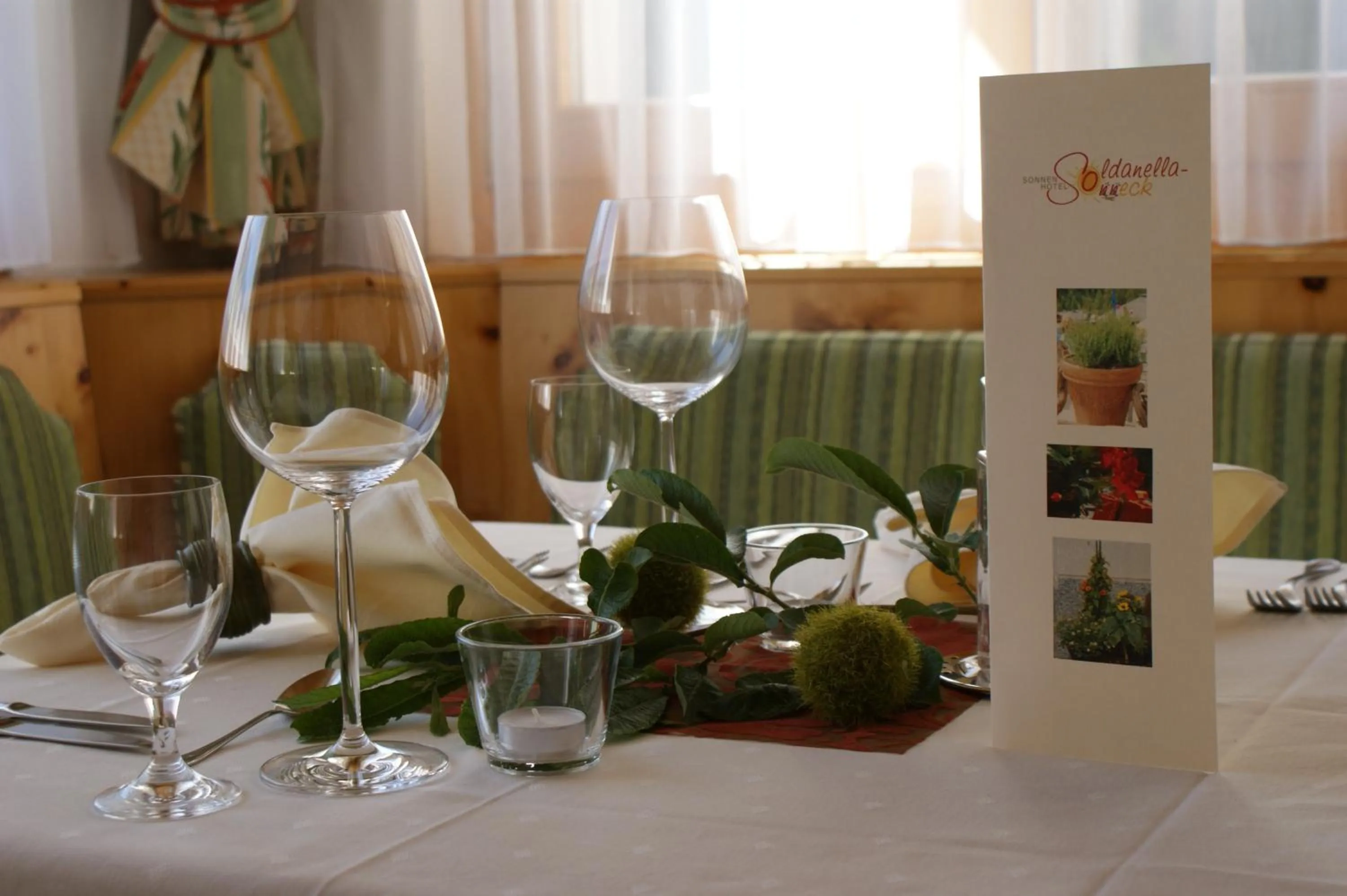 Restaurant/places to eat in Sonnenhotel Soldanella Sonneck