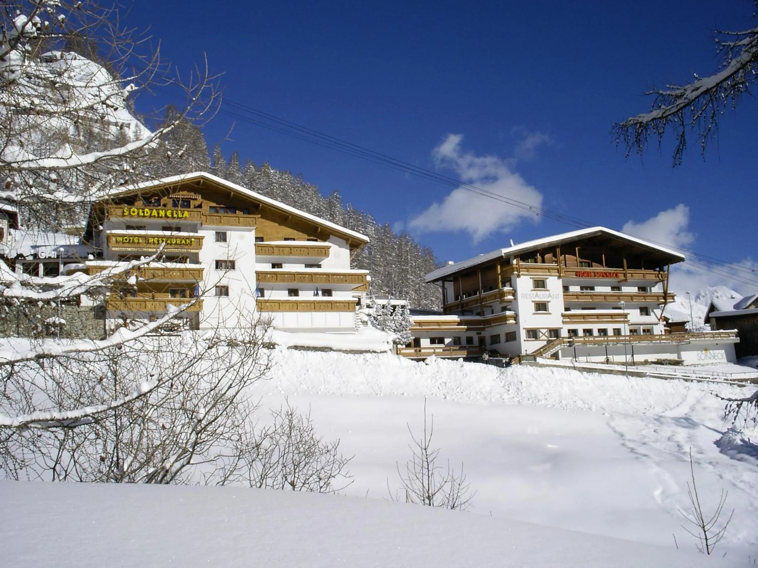 Property building in Sonnenhotel Soldanella Sonneck