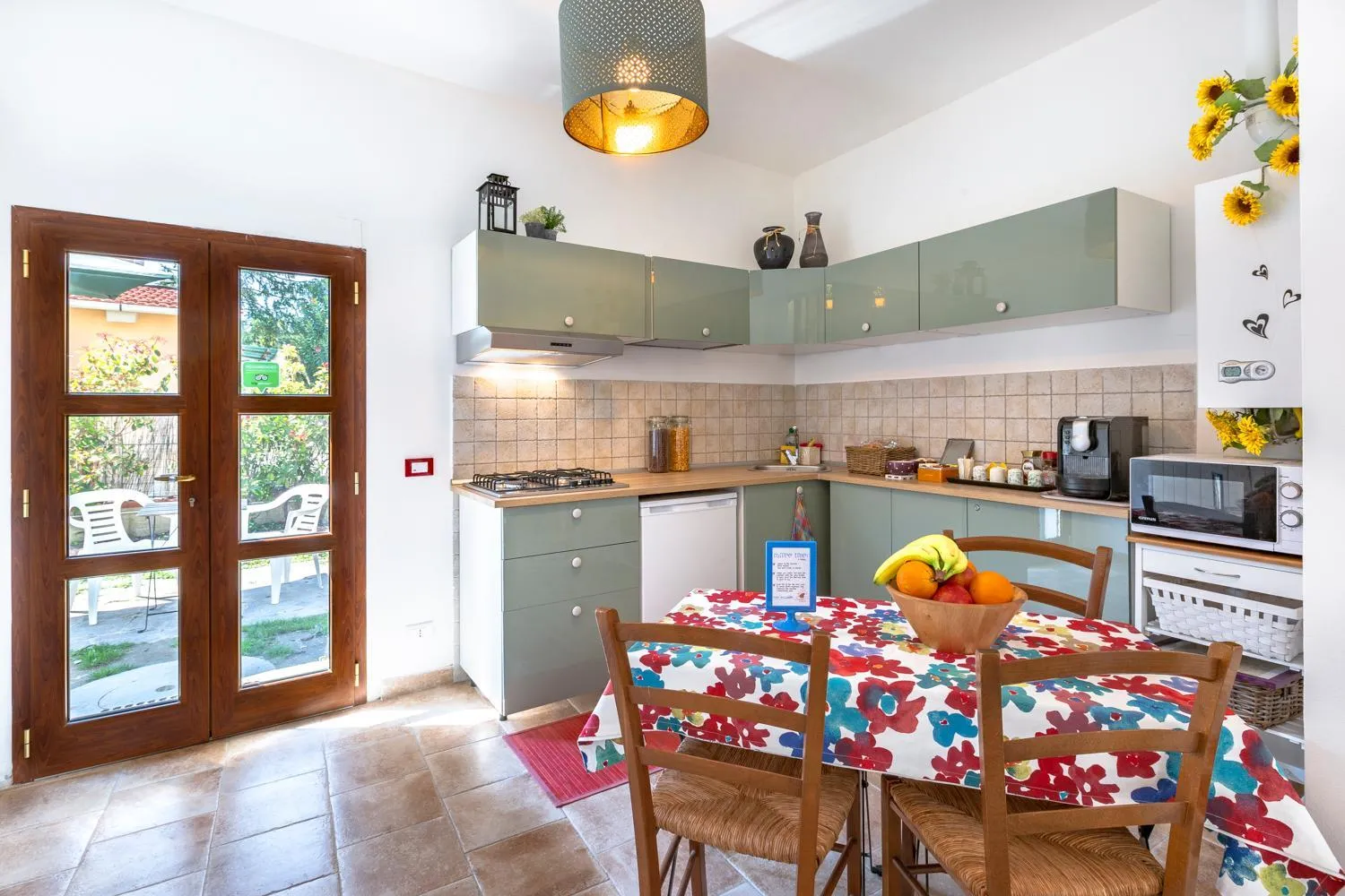 Kitchen or kitchenette in Luigino B&B