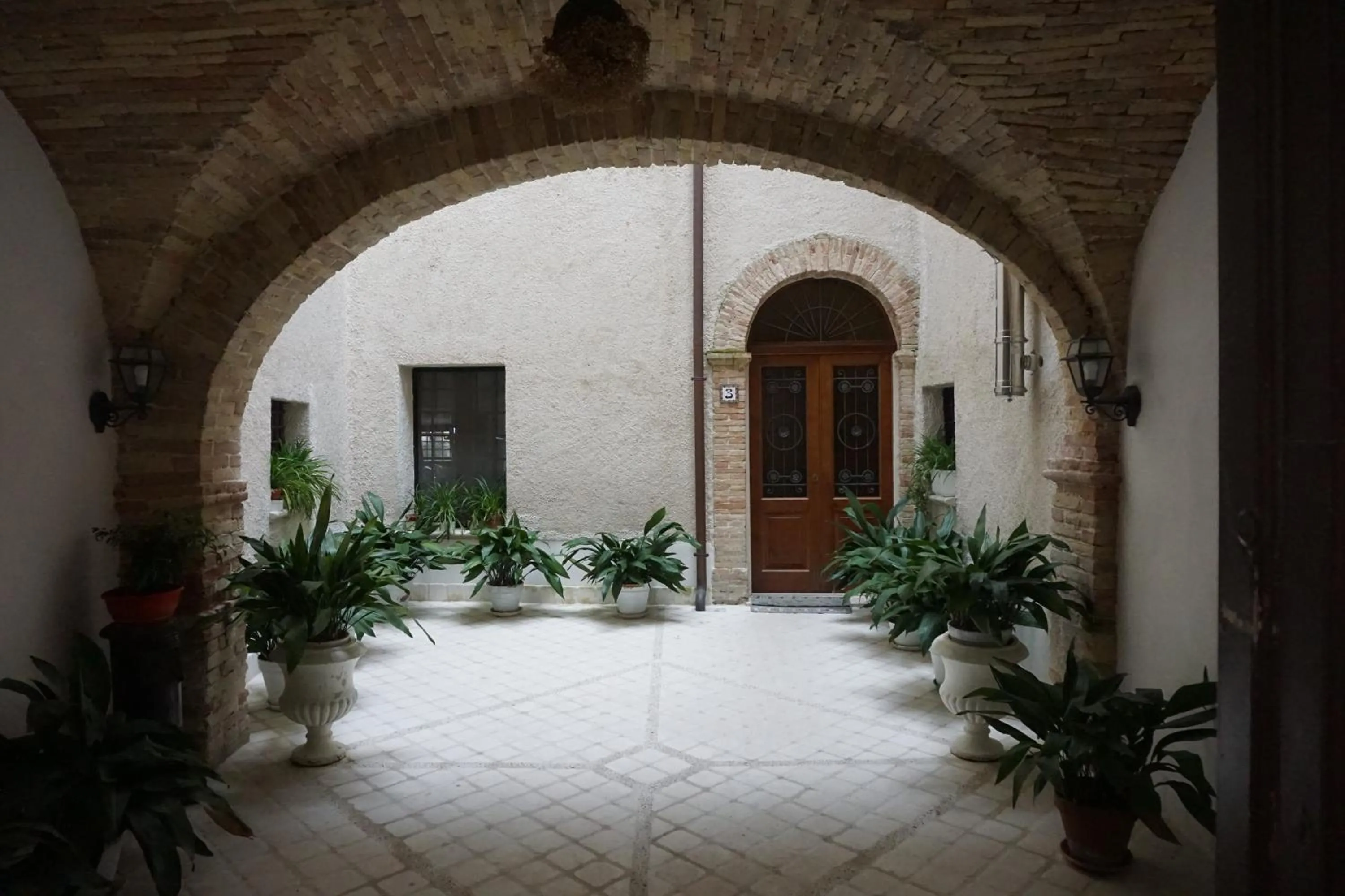Facade/entrance in Palazzo De Fabritiis