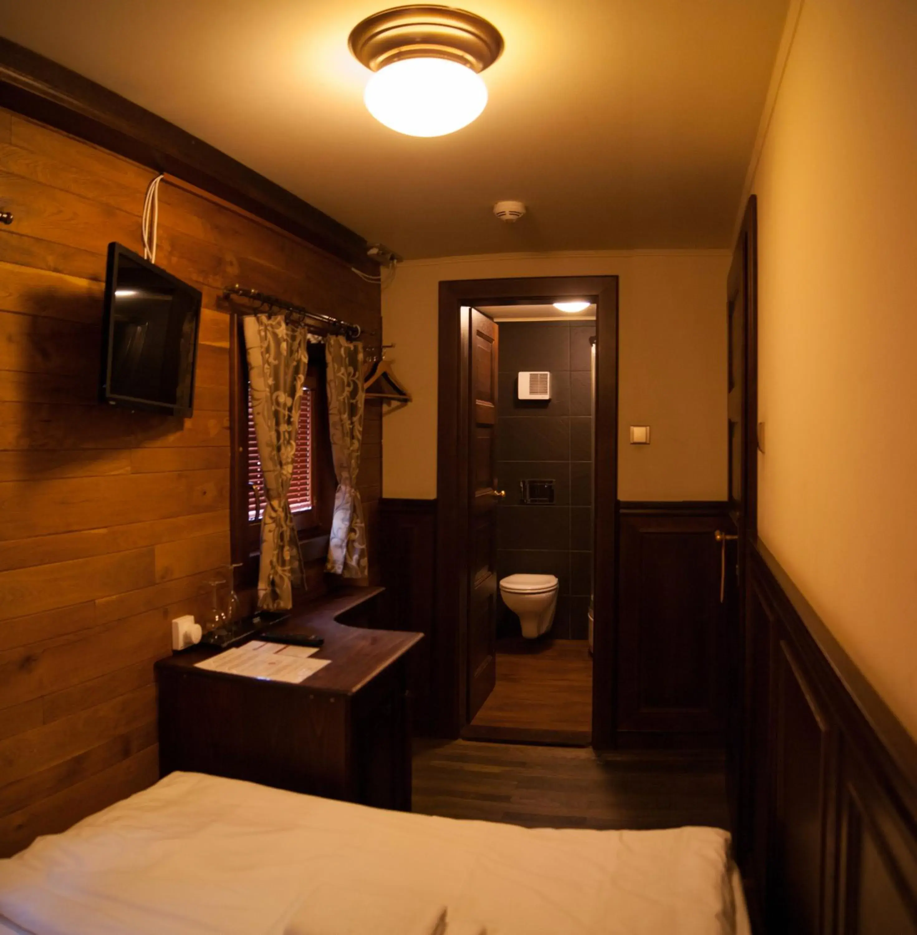 Single Room - single occupancy in Boat Hotel Matylda Single Room - single occupancy in Boat Hotel Matylda