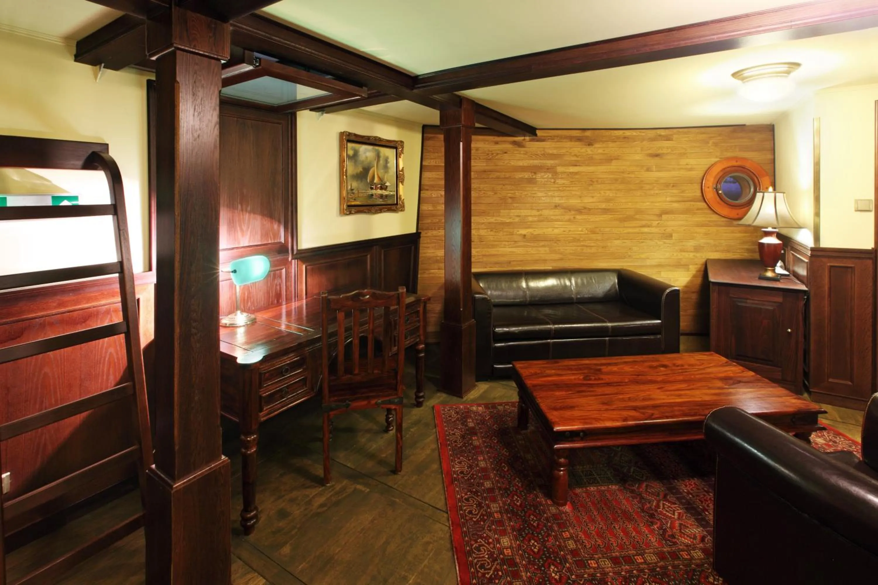 Photo of the whole room in Boat Hotel Matylda