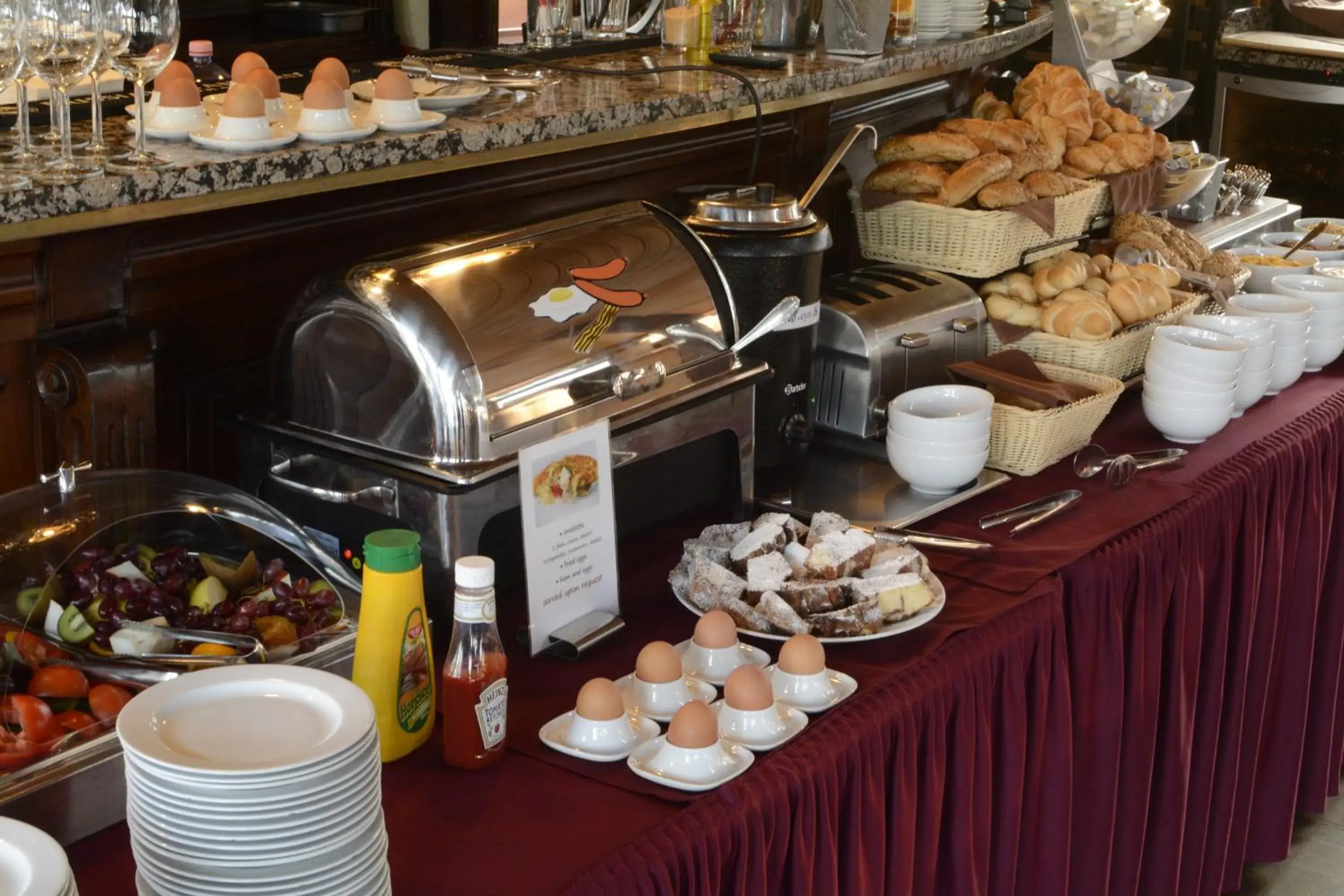 Restaurant/places to eat in Boat Hotel Matylda Restaurant/places to eat in Boat Hotel Matylda