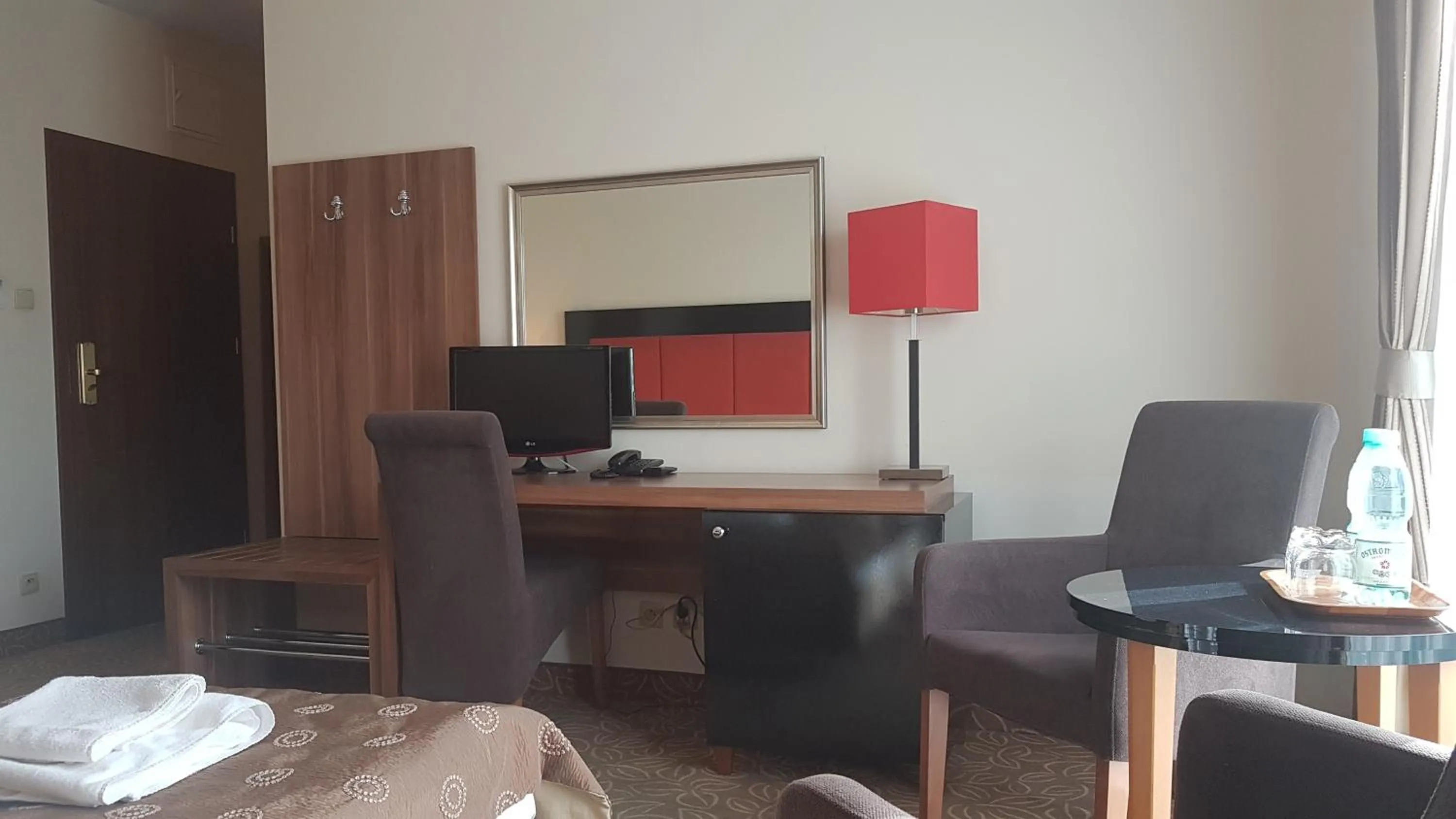 Photo of the whole room in Hotel Cyprus
