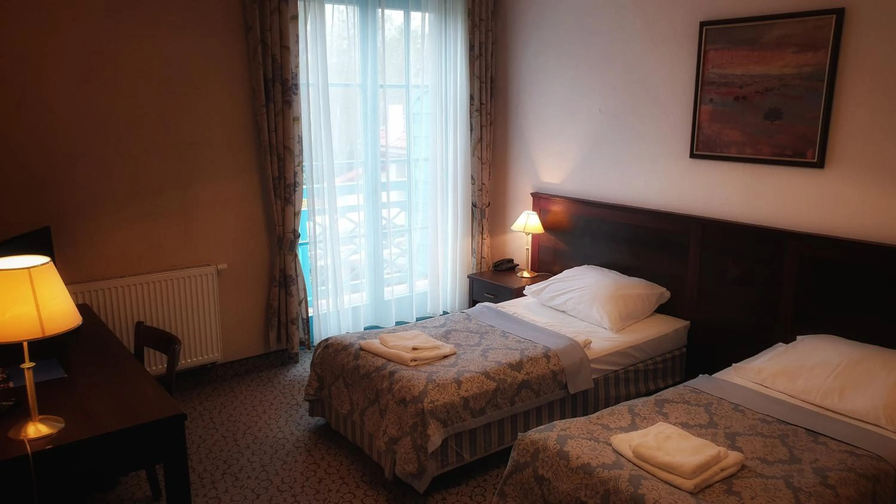 Photo of the whole room, Bed in Hotel Cyprus