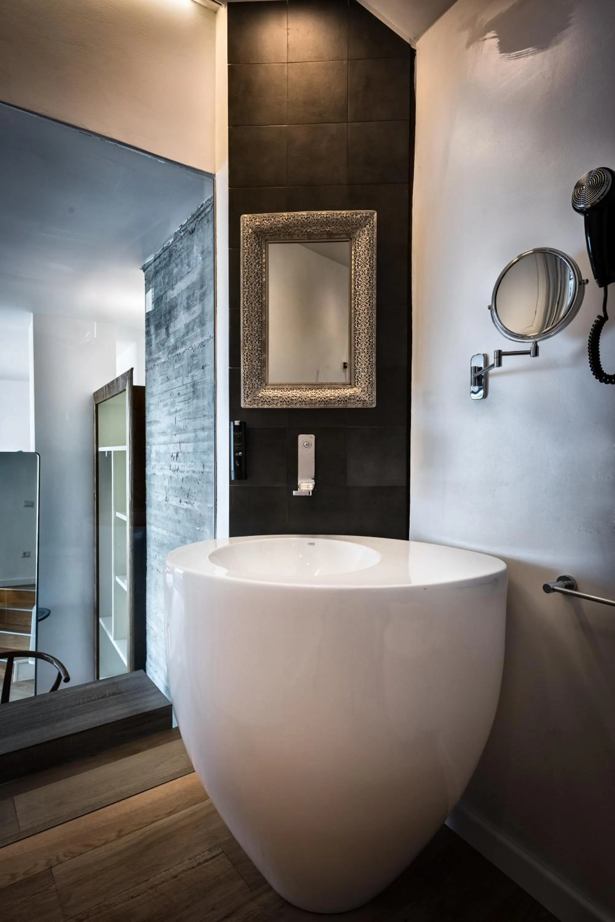 Bathroom in Teku Sardinia Boutique Hotel