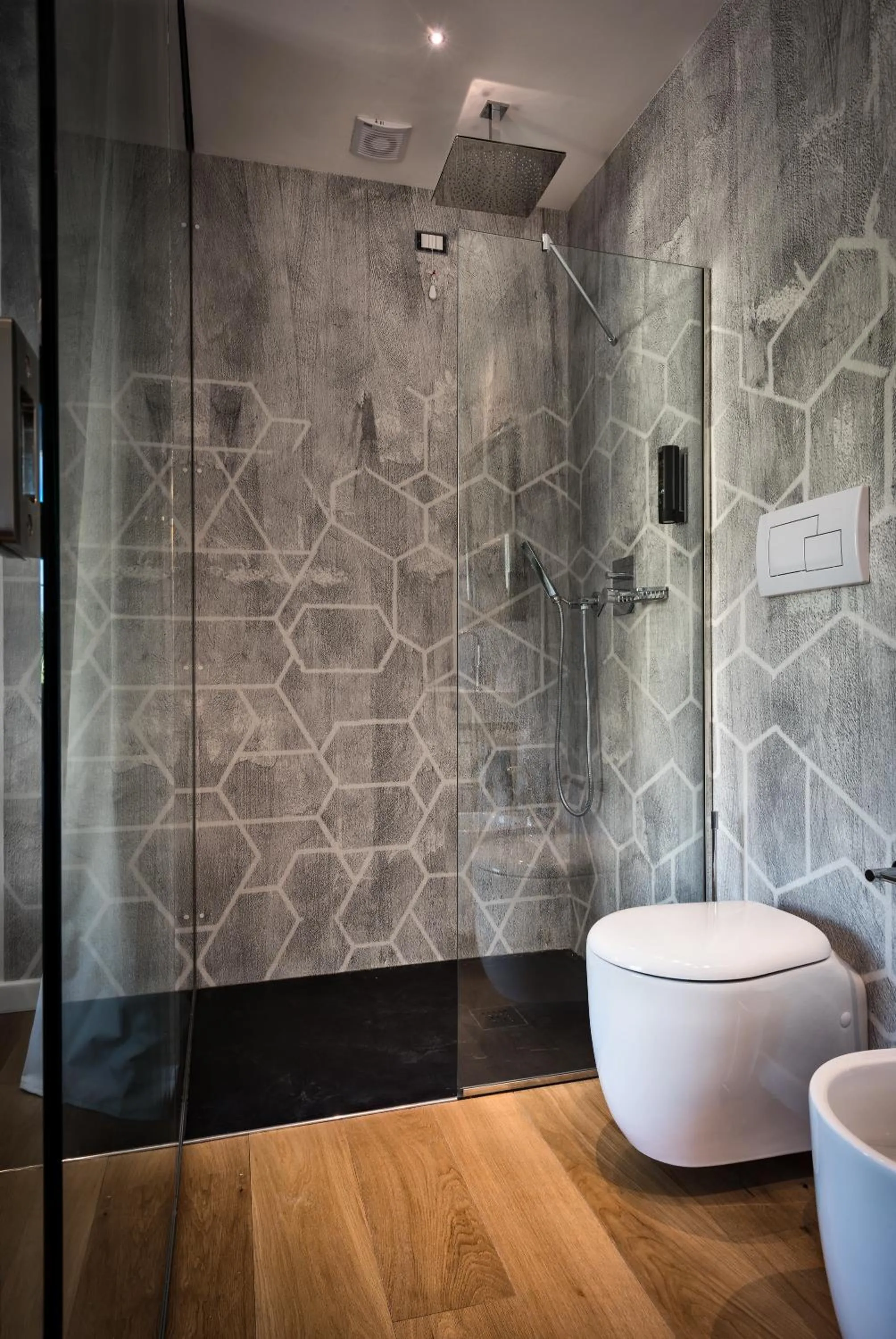 Shower in Teku Sardinia Boutique Hotel