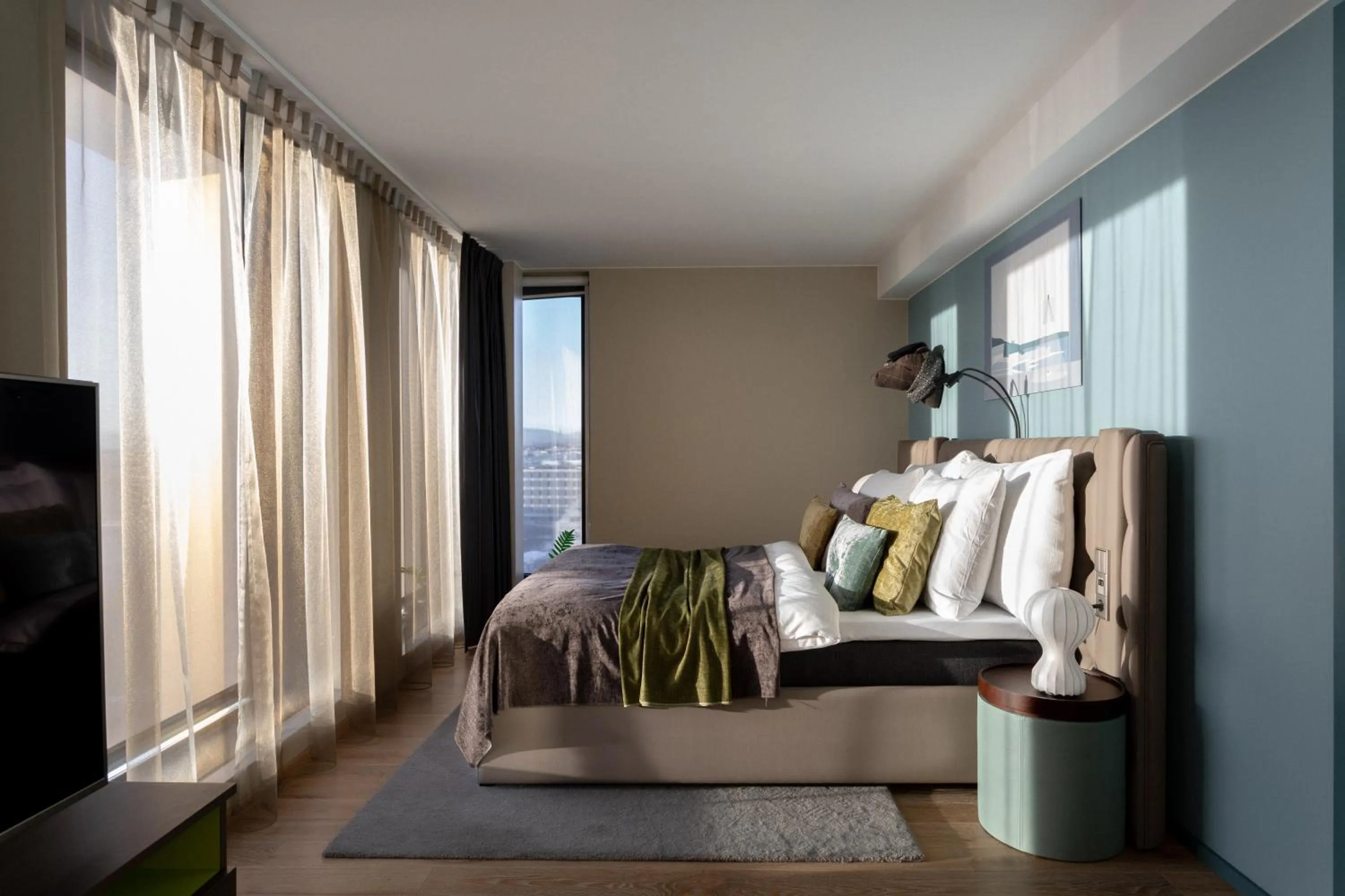 Bed in Clarion Hotel The Hub