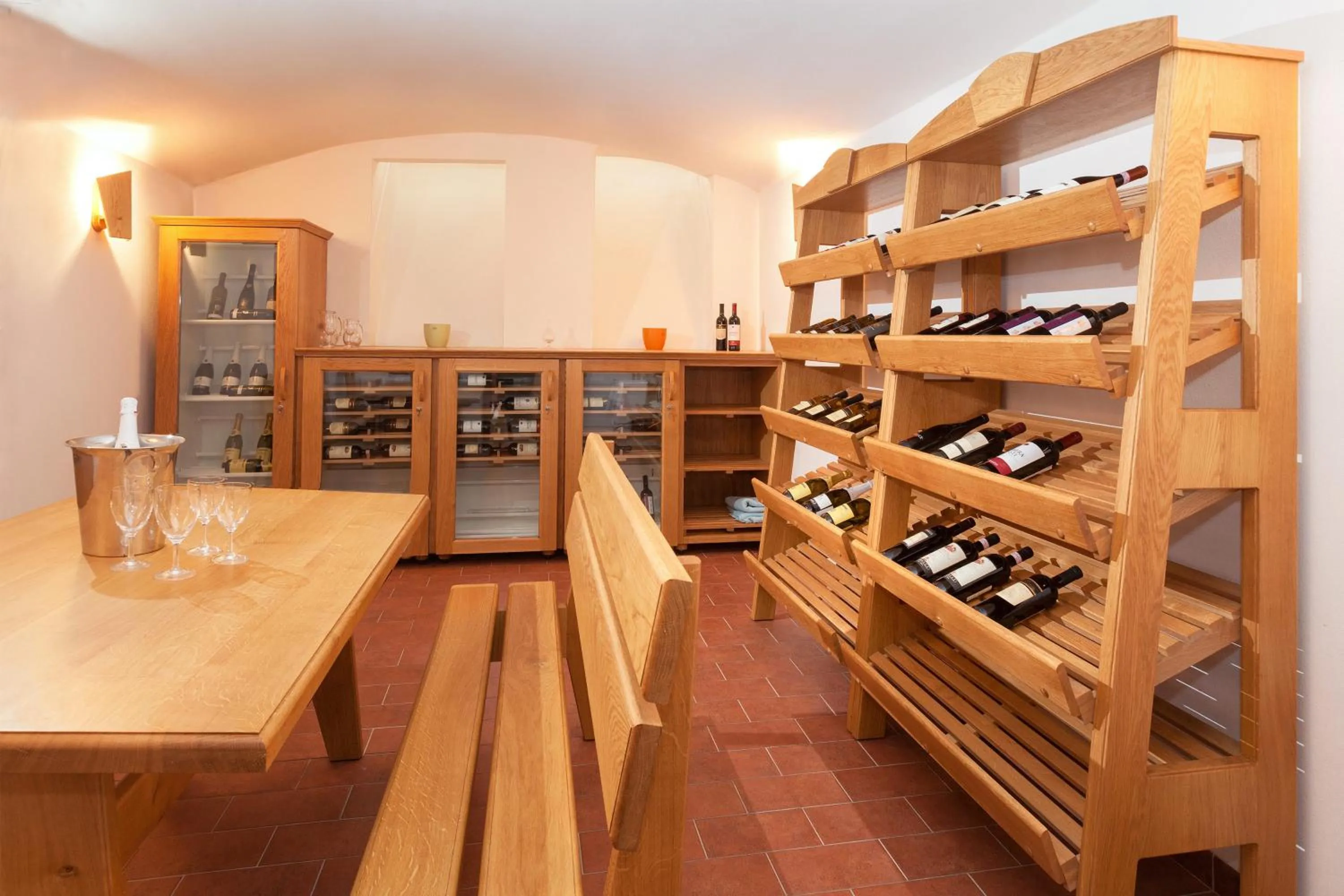 Food and drinks in Augustus et Otto Hotel