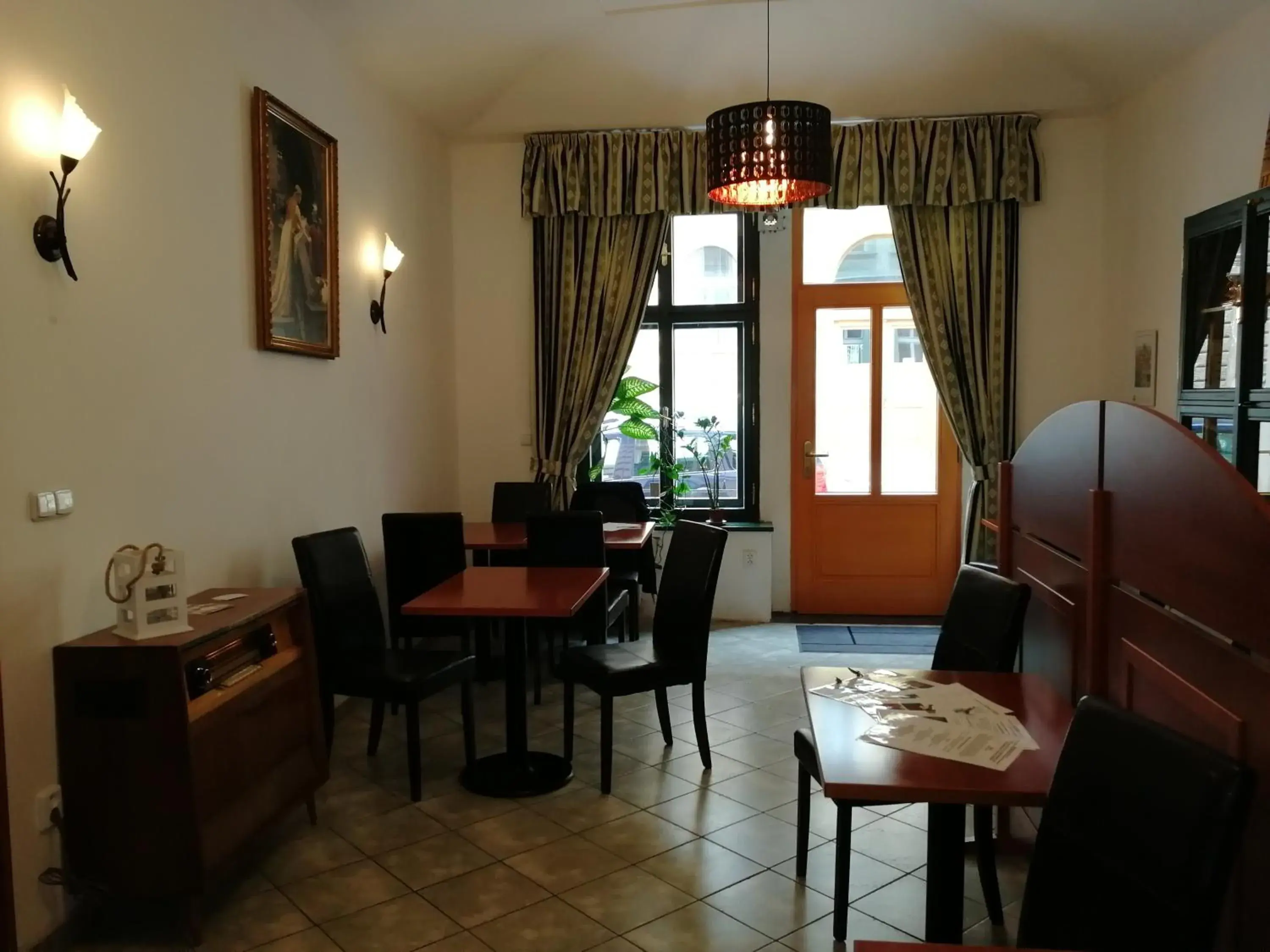 Lounge or bar in Augustus et Otto Hotel Lounge or bar in Augustus et Otto Hotel