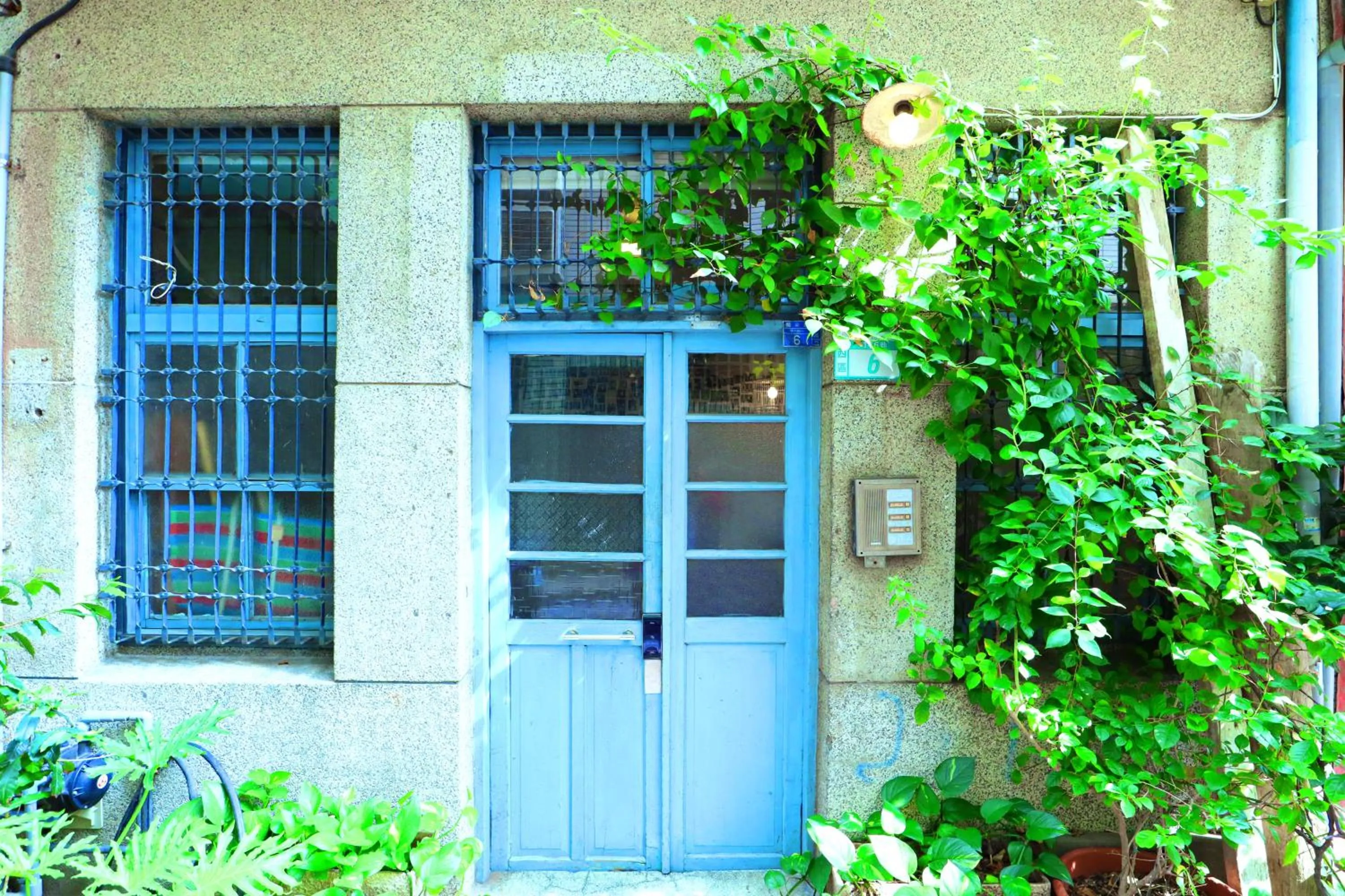 Property building in Chung Fu Inn