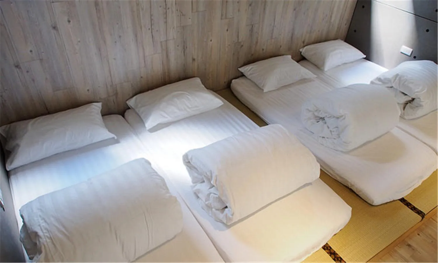 Bedroom, Bed in Chung Fu Inn