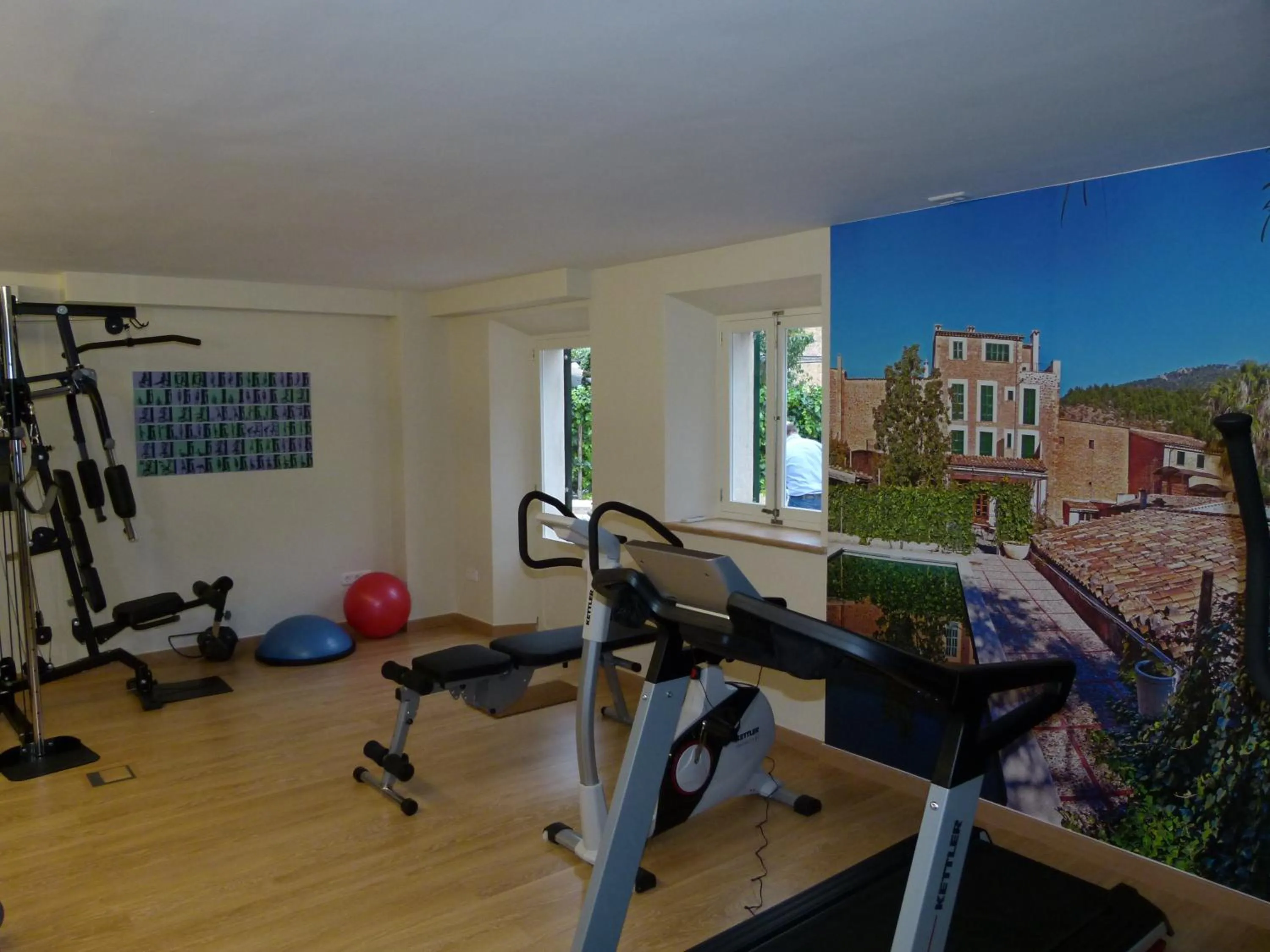Fitness centre/facilities in Hotel y Apartamentos DES PUIG
