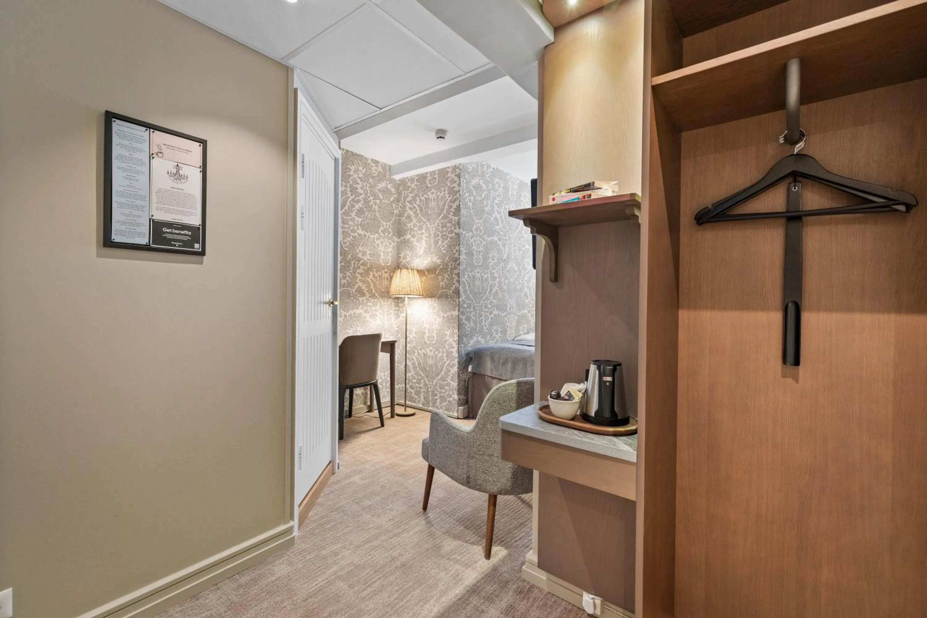 Bedroom in Home Hotel Bastion