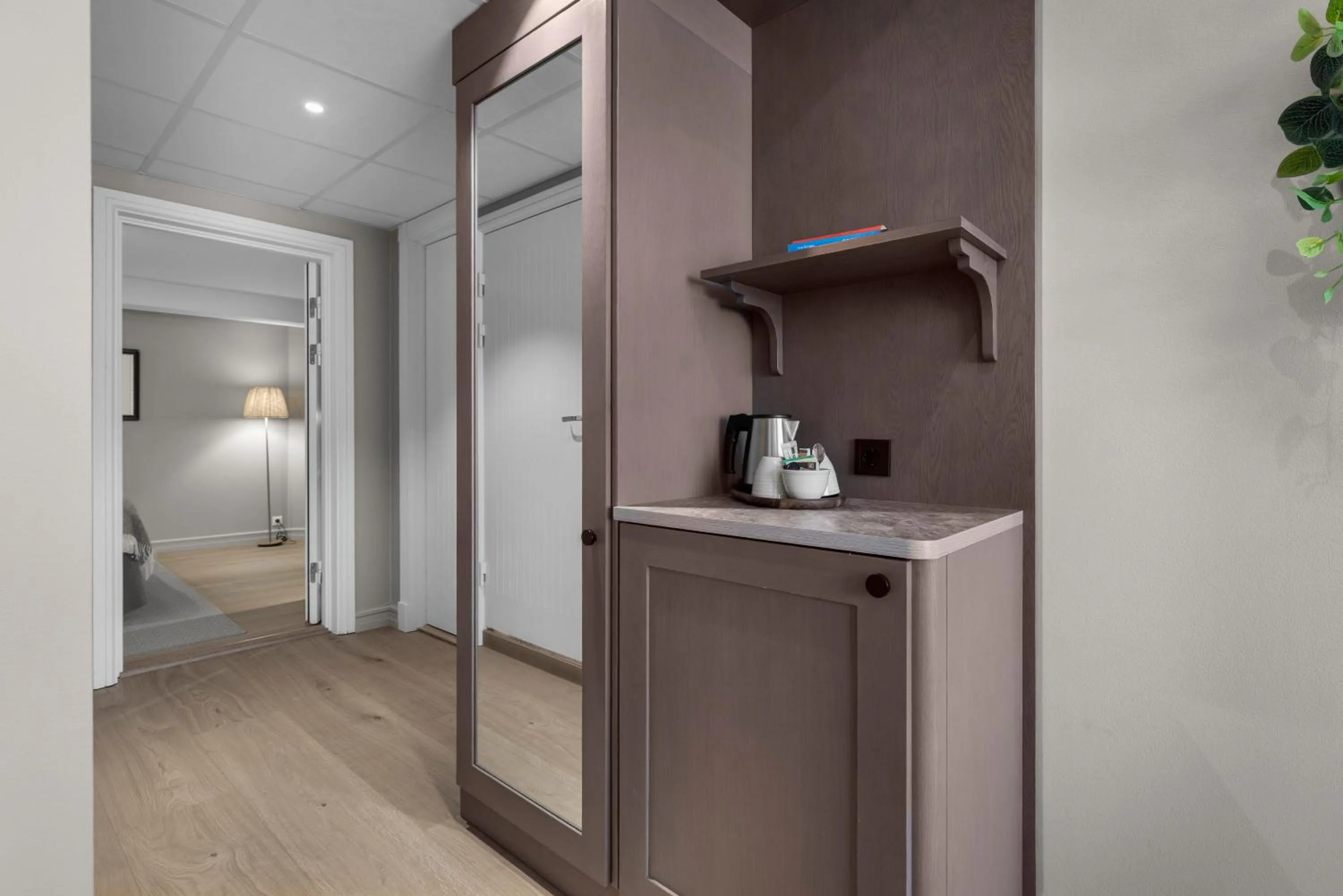 Coffee/tea facilities in Home Hotel Bastion