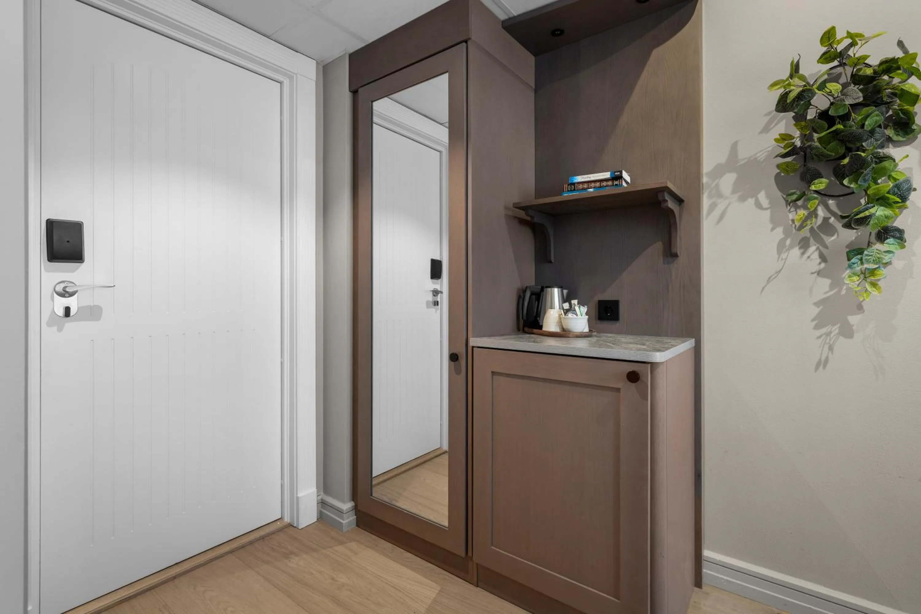 Coffee/tea facilities in Home Hotel Bastion