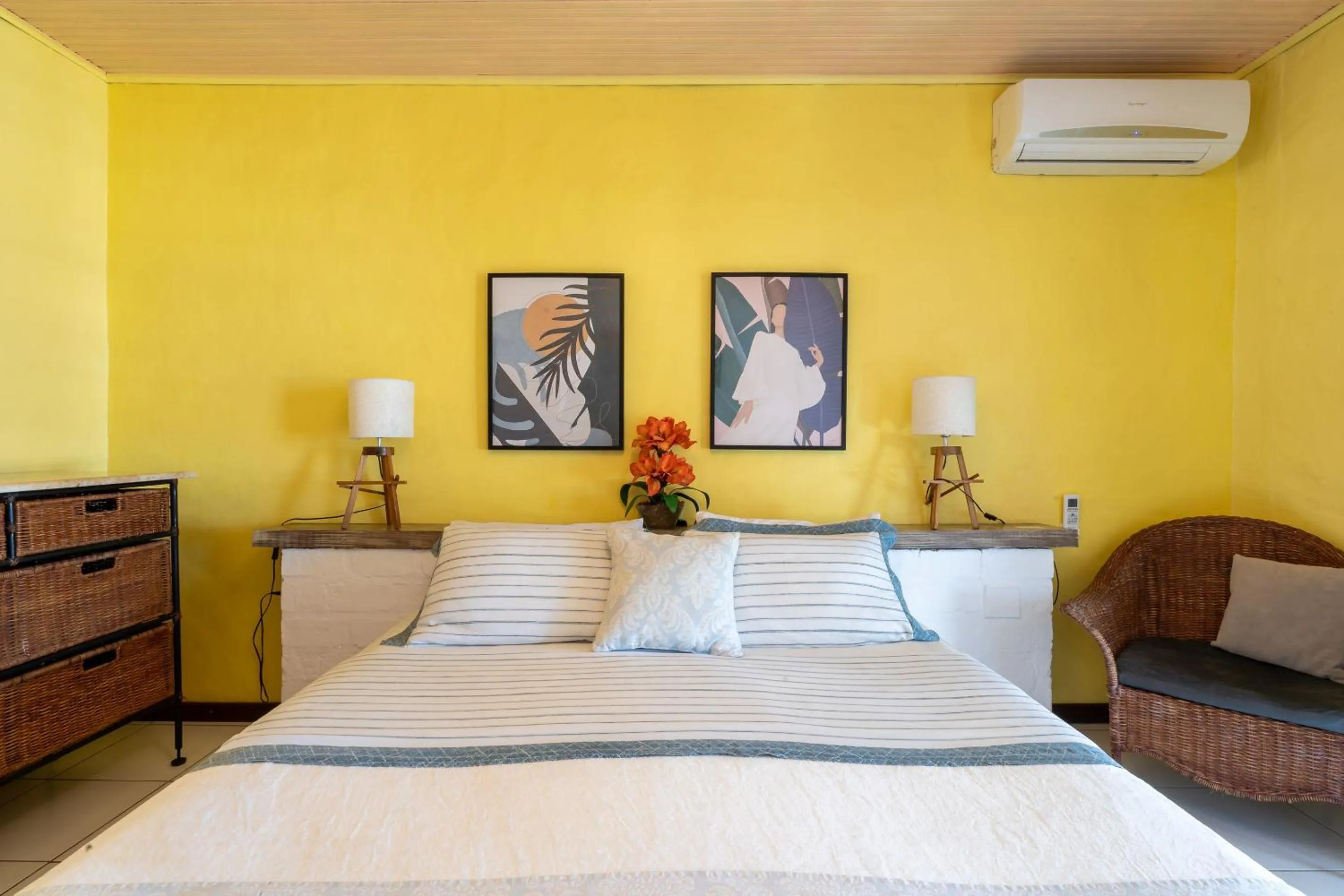 Photo of the whole room, Bed in Pousada dos Gravatás