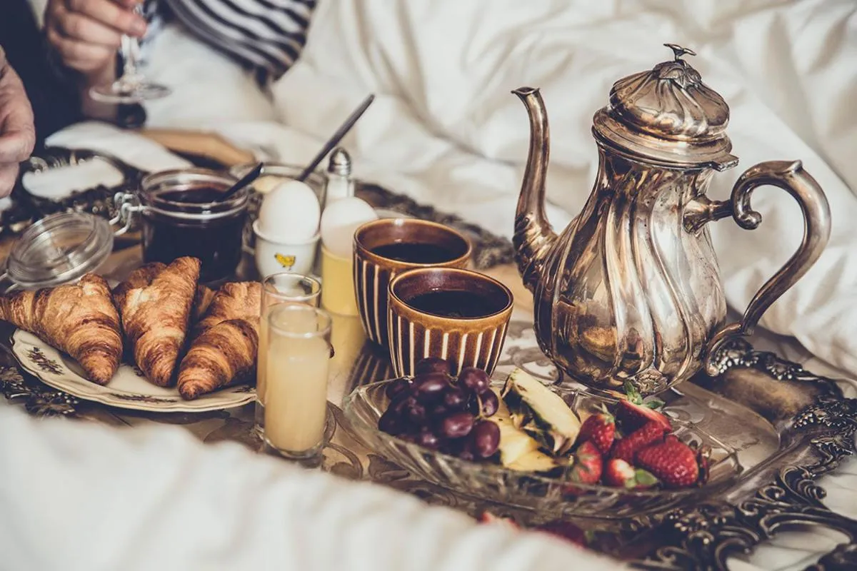 Coffee/tea facilities in Hotell Gästis