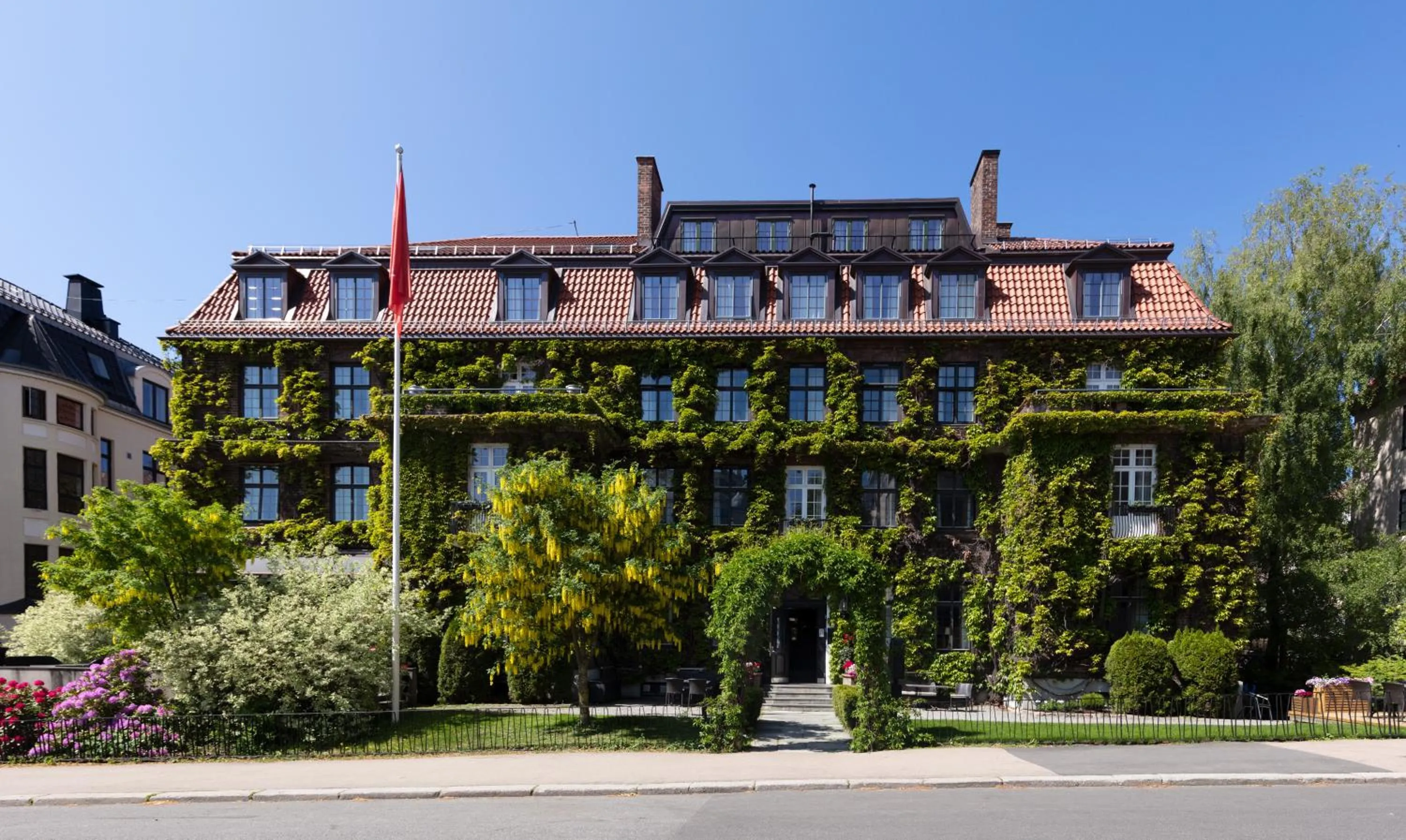 Facade/entrance in Home Hotel Gabelshus