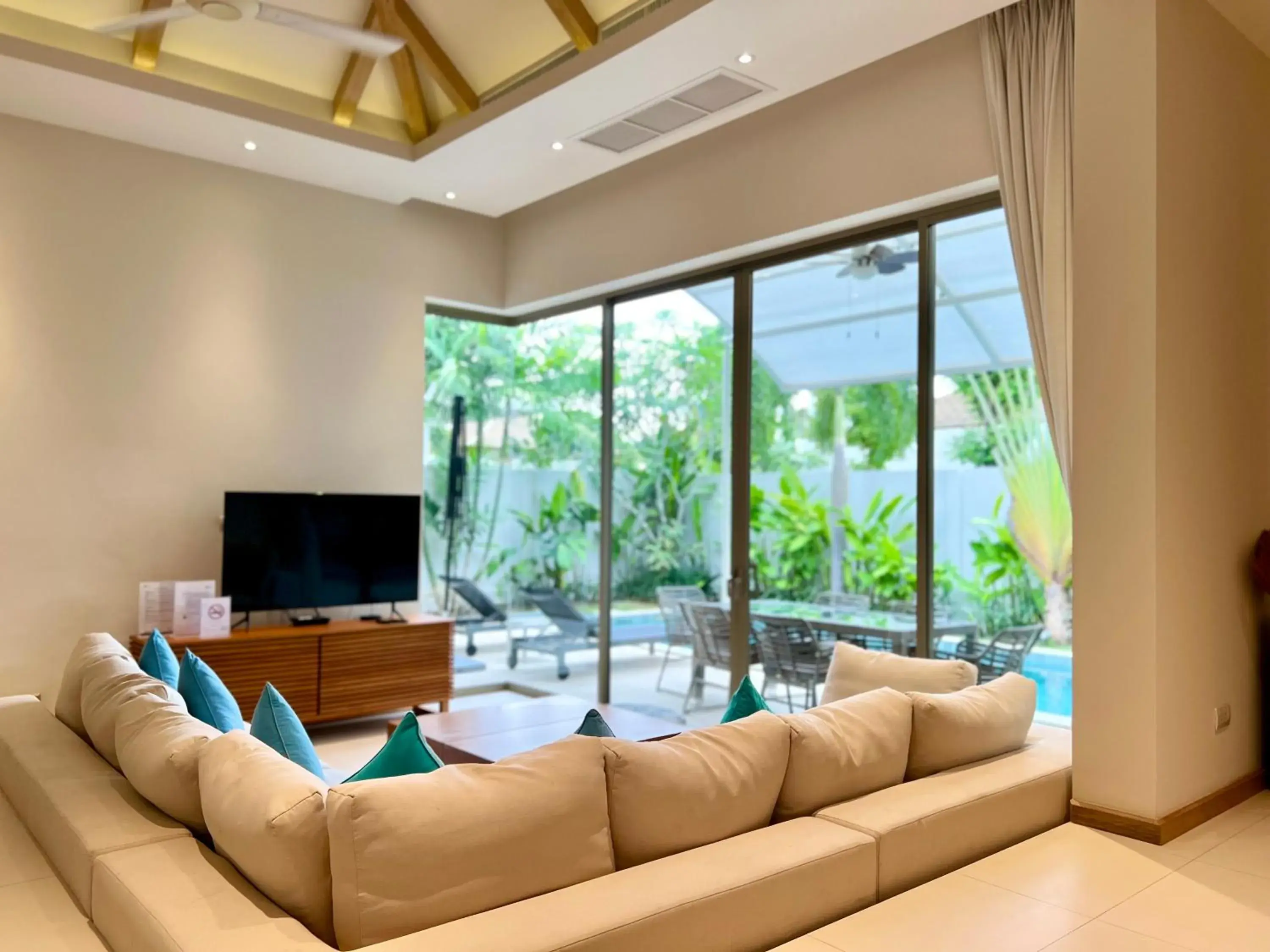 Three-Bedroom Villa in Trichada Villas by RESAVA Three-Bedroom Villa in Trichada Villas by RESAVA