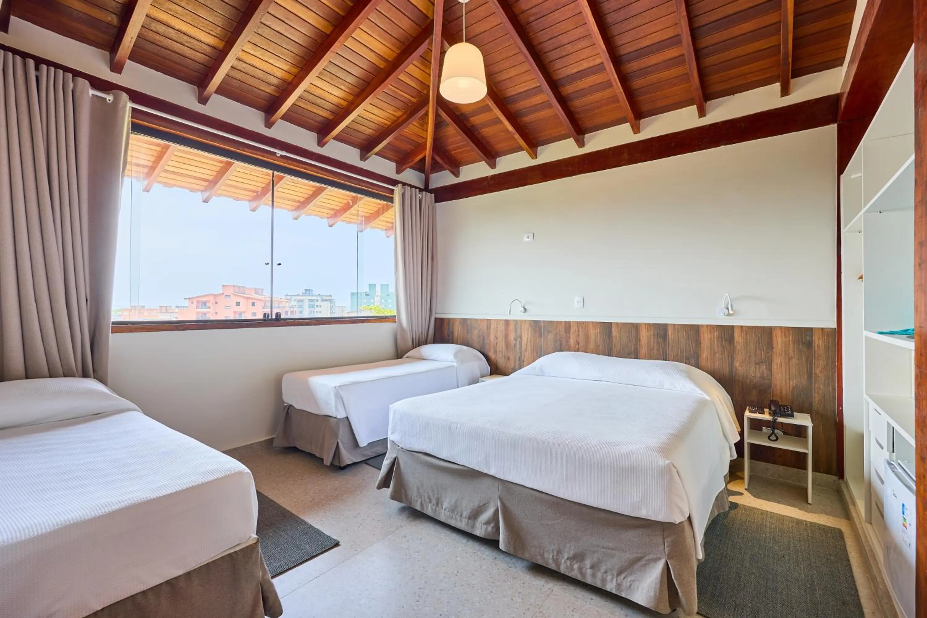 Photo of the whole room, Bed in Hotel Coquille