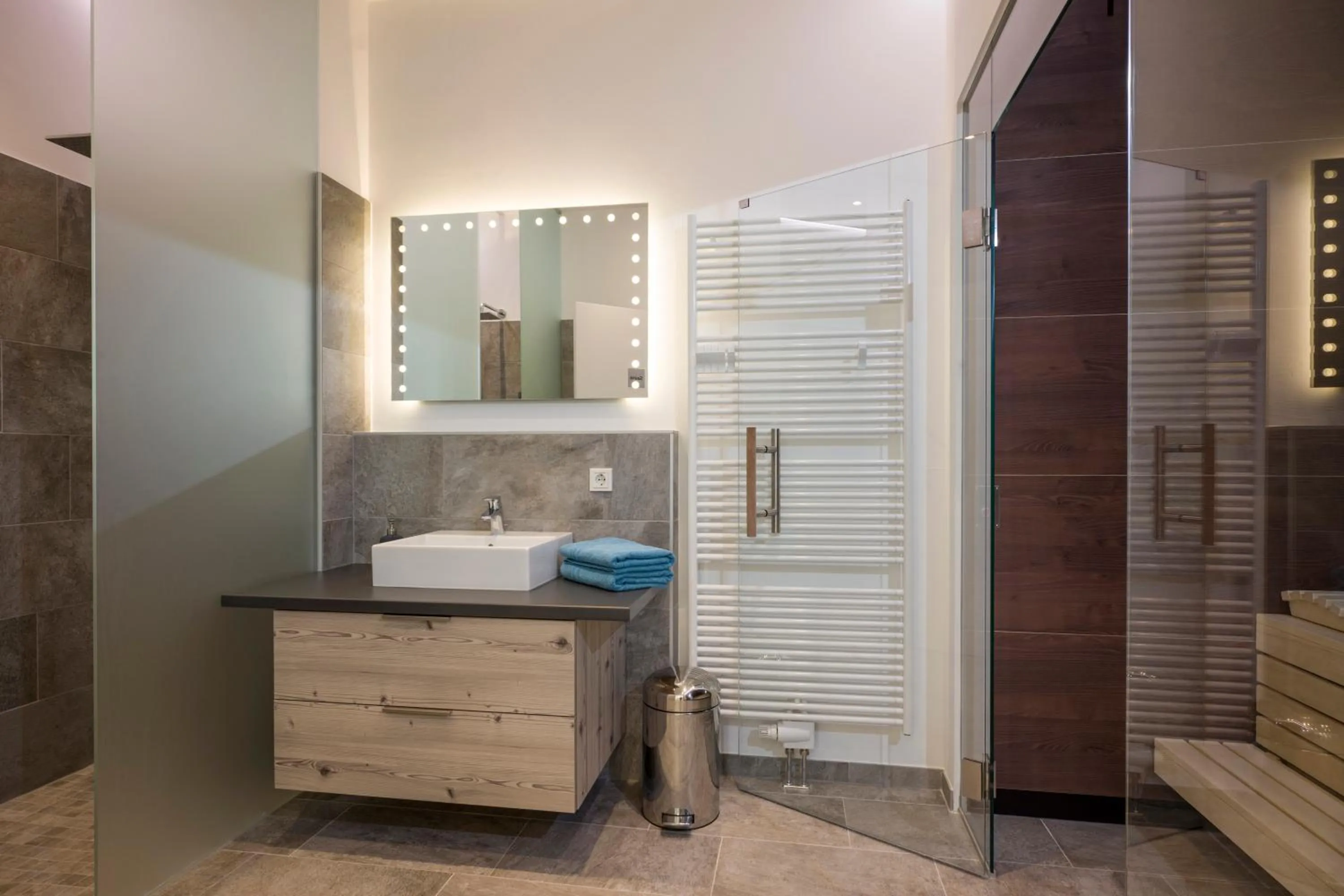 Aparthotel Backstage