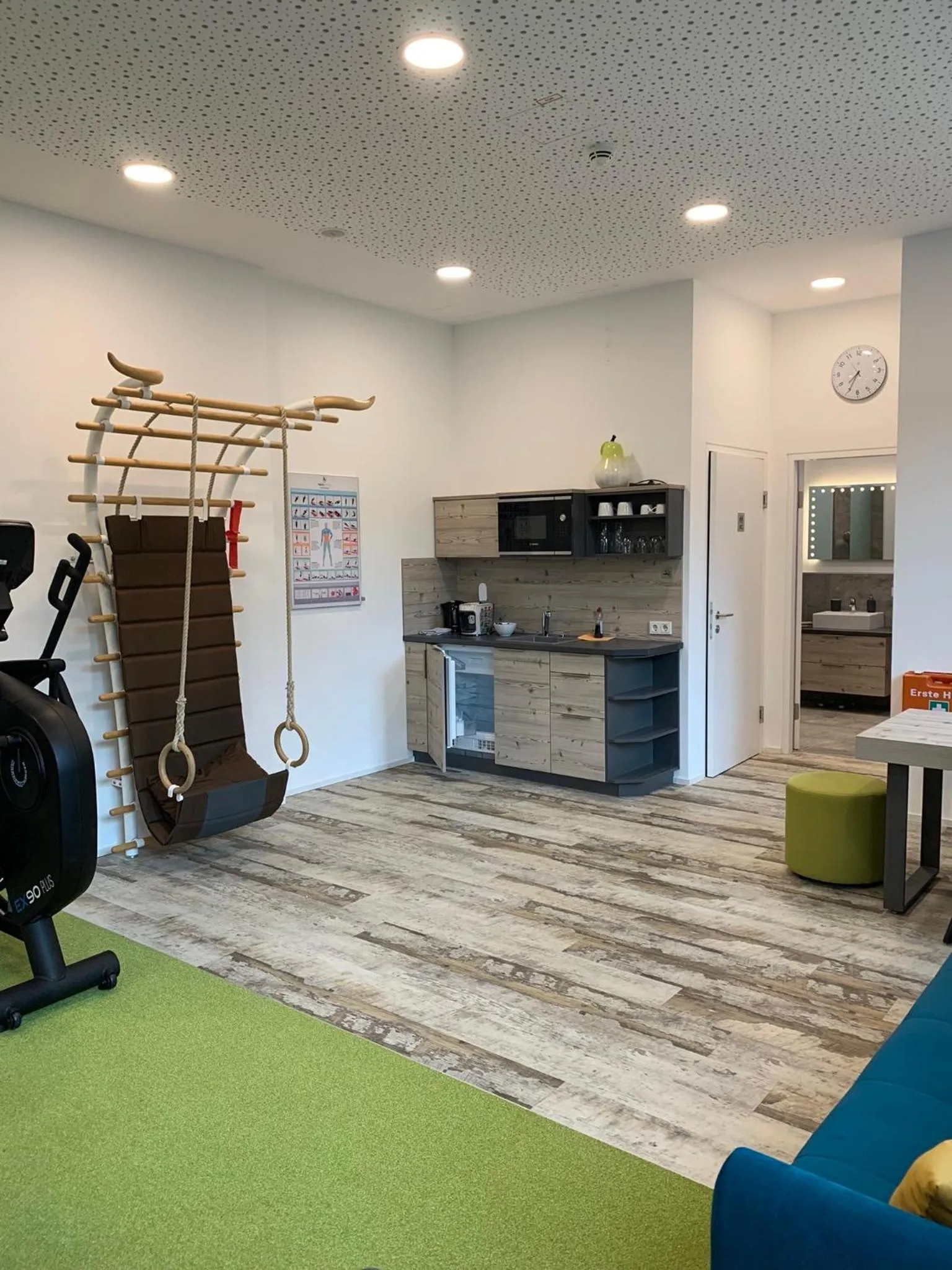 Aparthotel Backstage