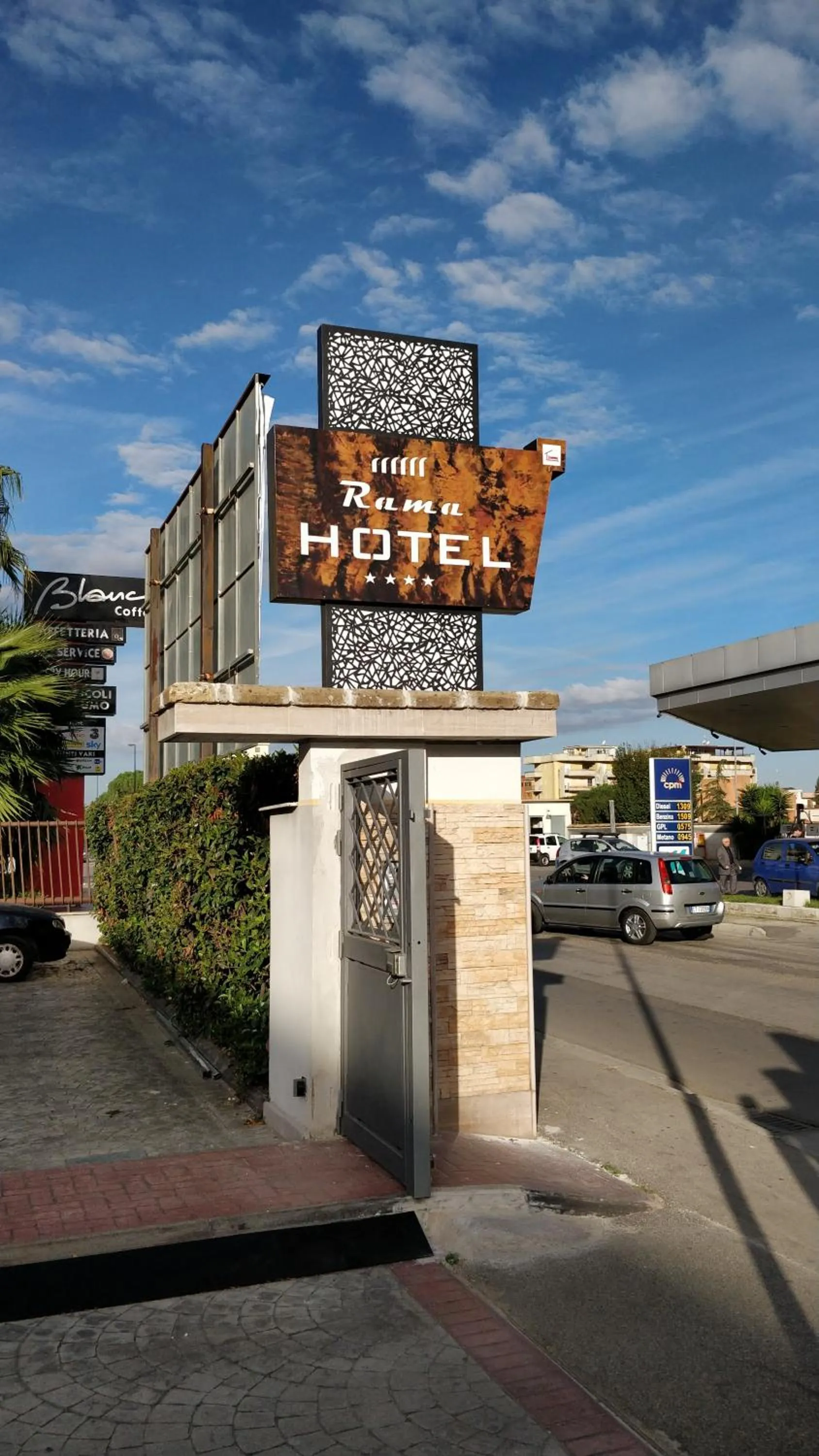 Property building in Rama Palace Hotel