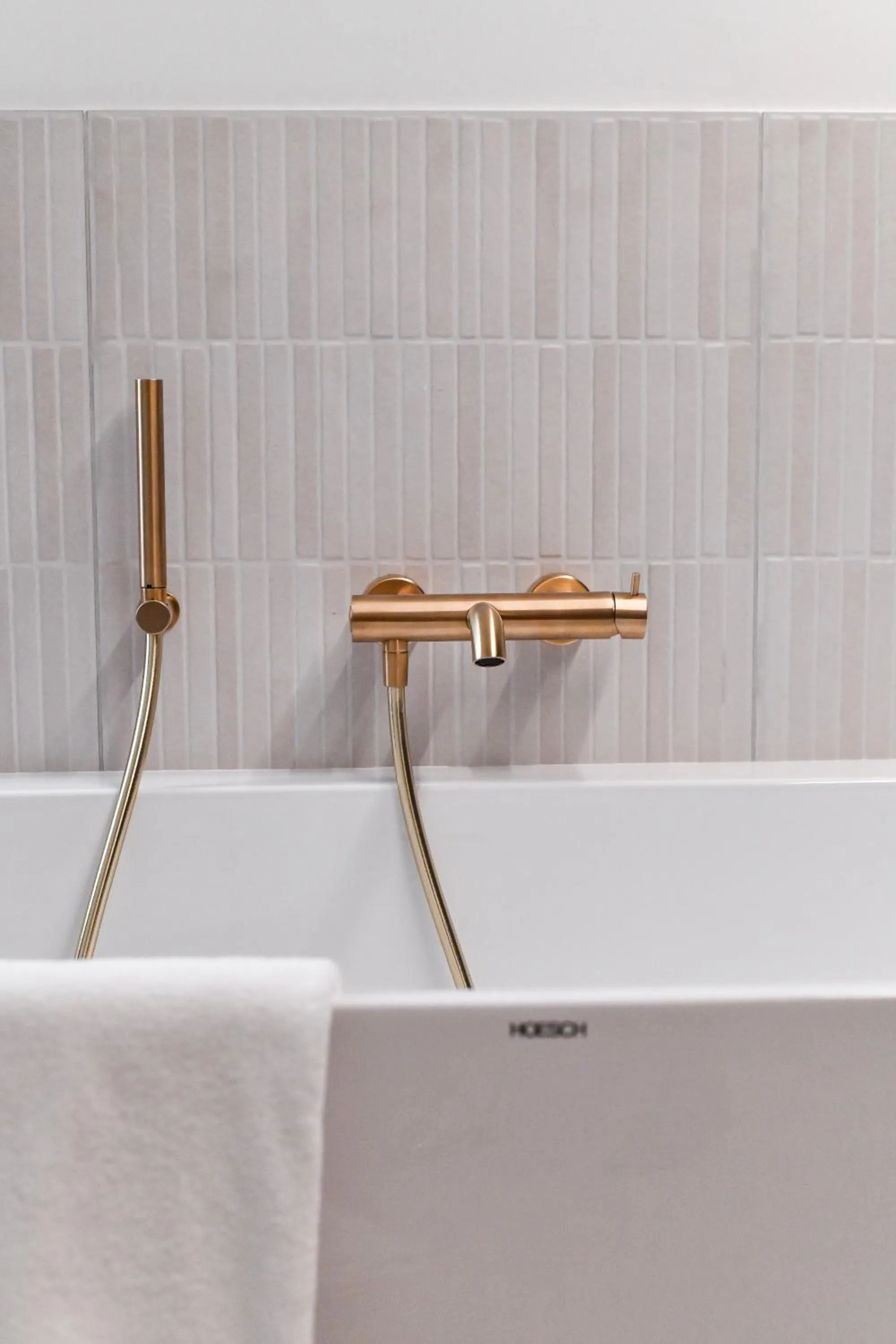 Bathroom in Hôtel Les Frères Ibarboure