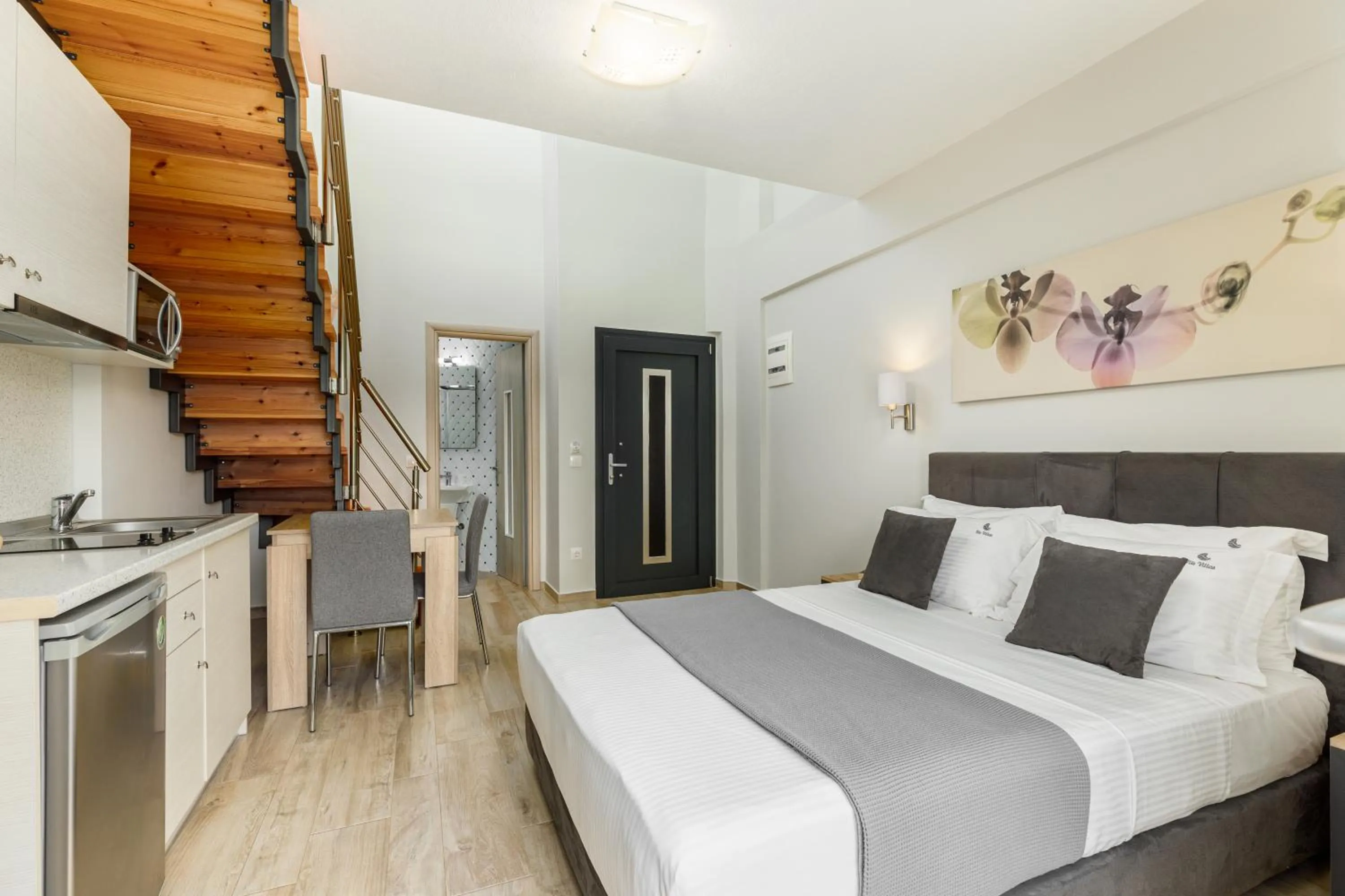 Kitchen or kitchenette, Bed in Ilis Villas