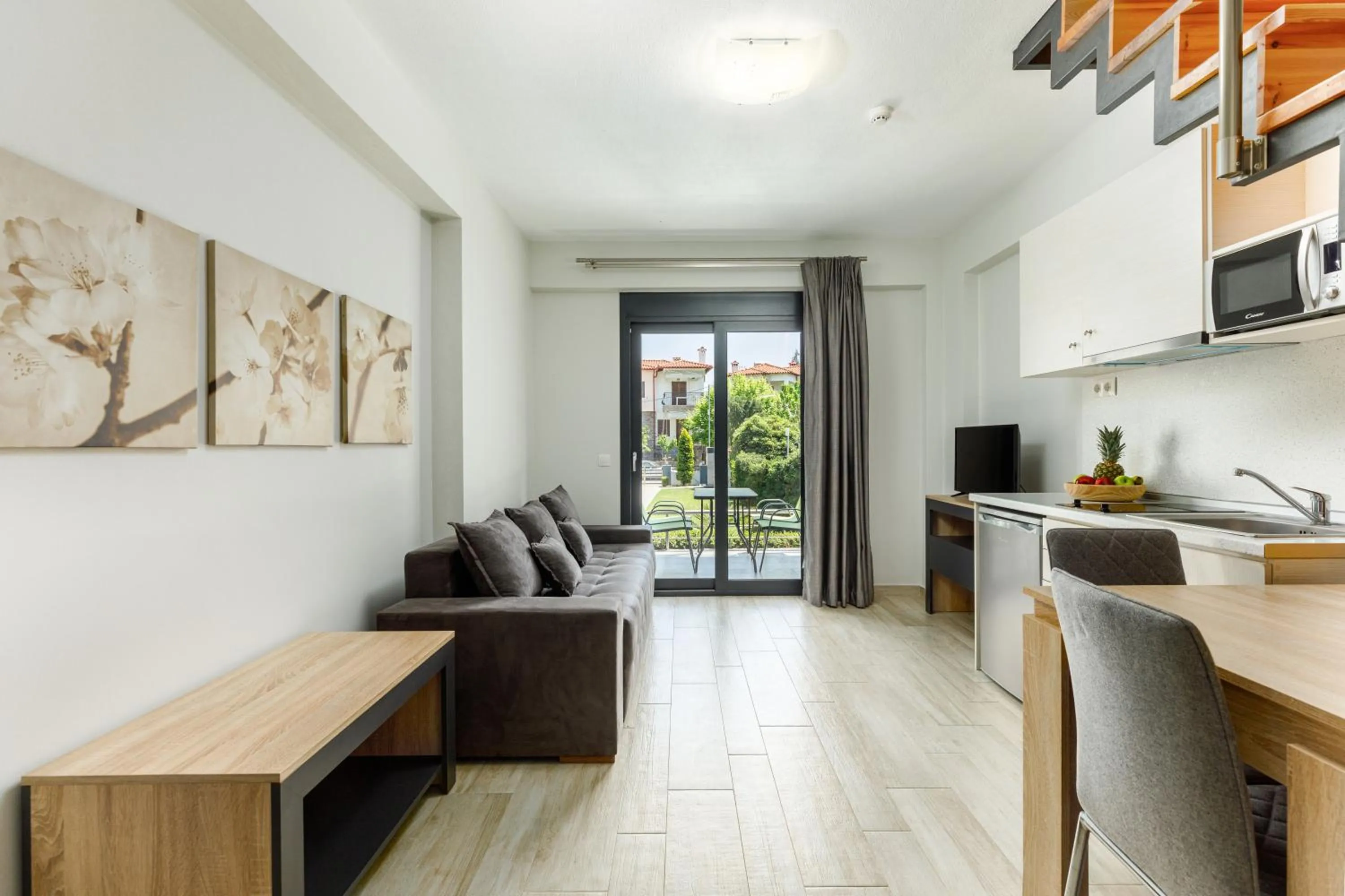 Kitchen or kitchenette in Ilis Villas