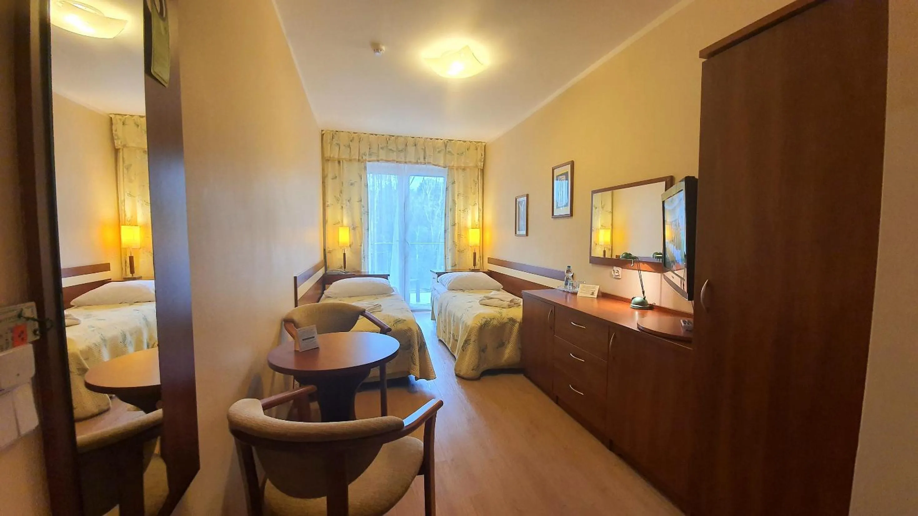 Photo of the whole room in Villa Delfin Spa