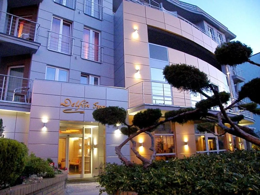 Facade/entrance in Villa Delfin Spa