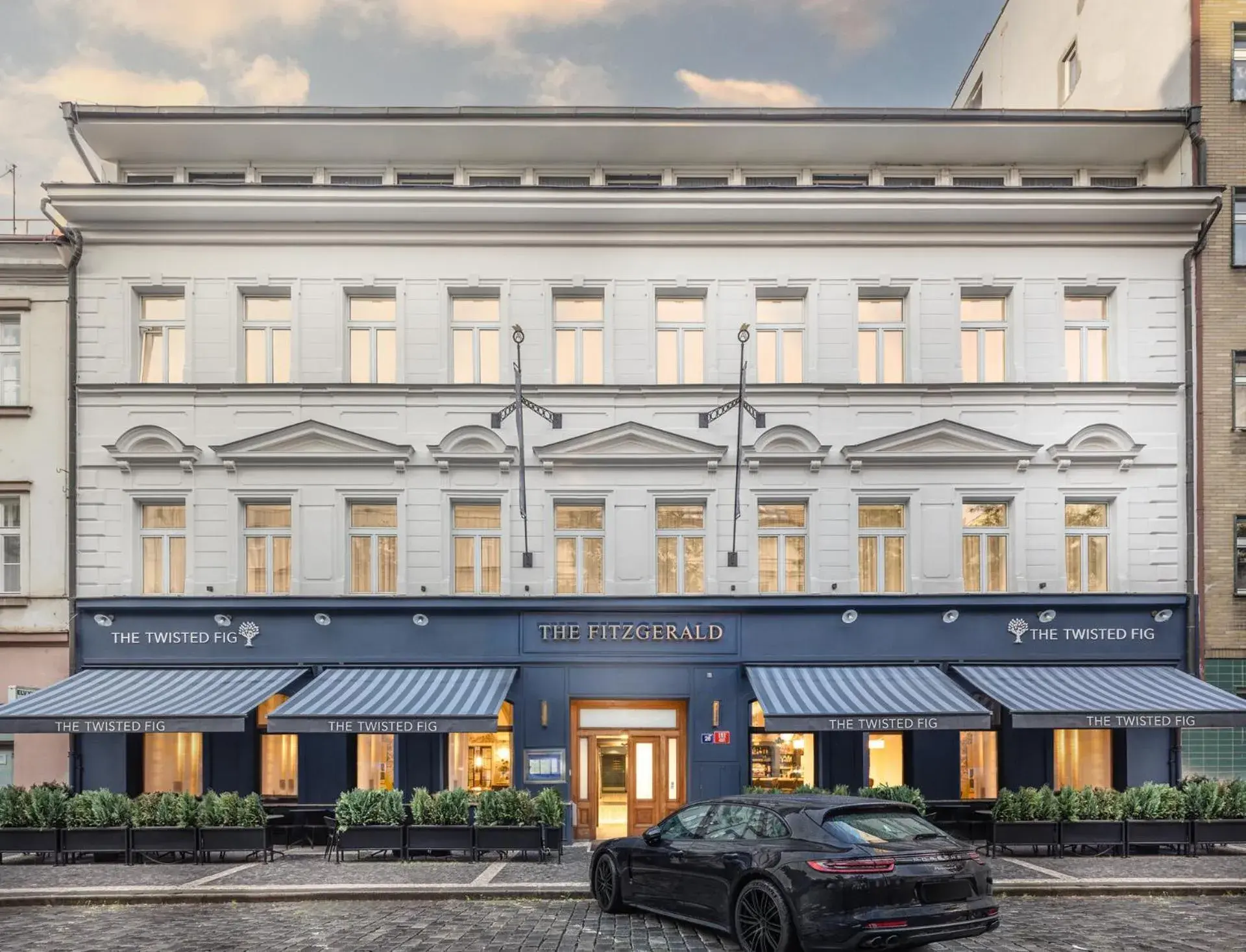 Facade/entrance, Property Building in The Hotel Fitzgerald