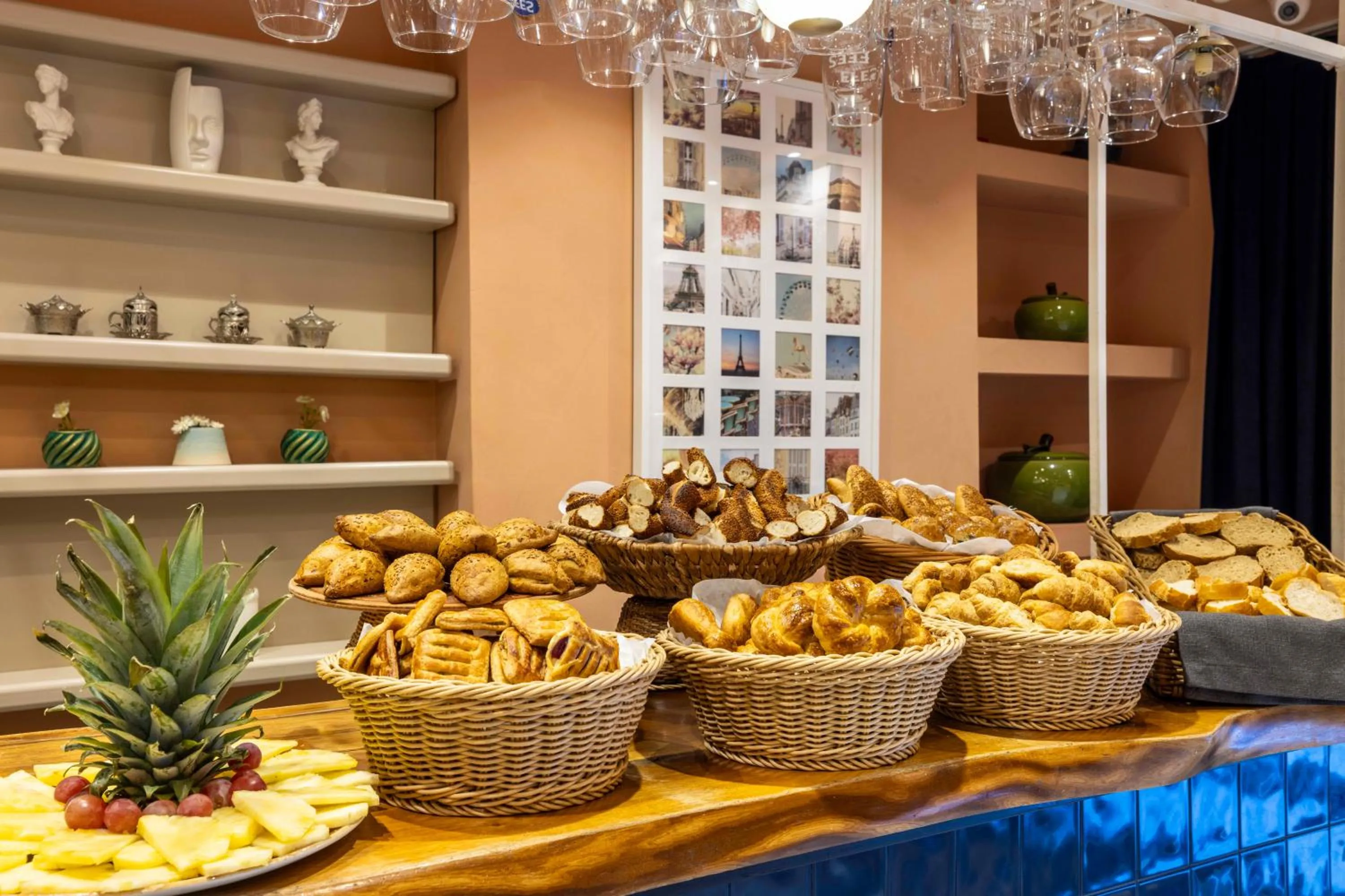 Buffet breakfast in Raymond Hotel Old City