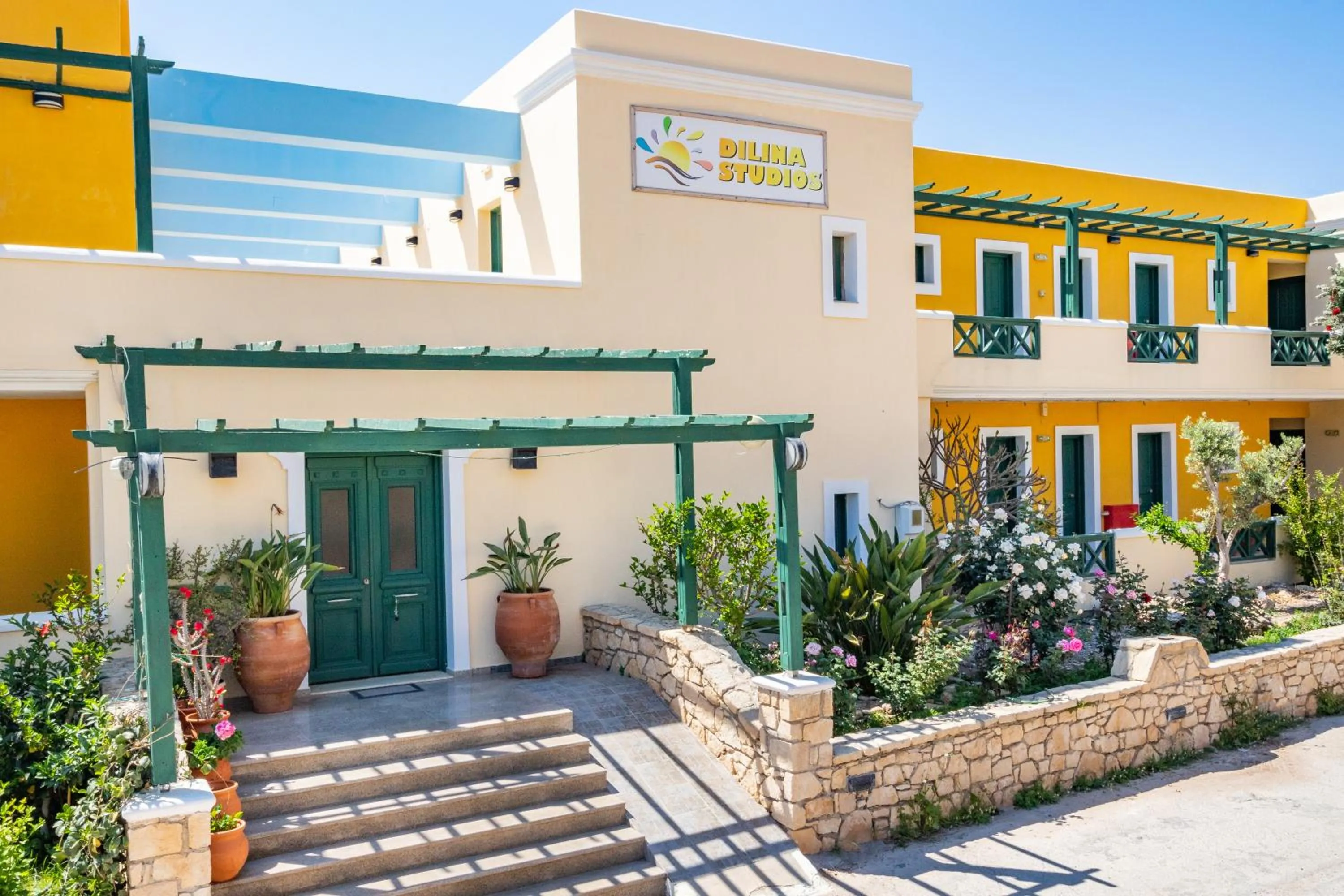 Property building in Dilina Studios