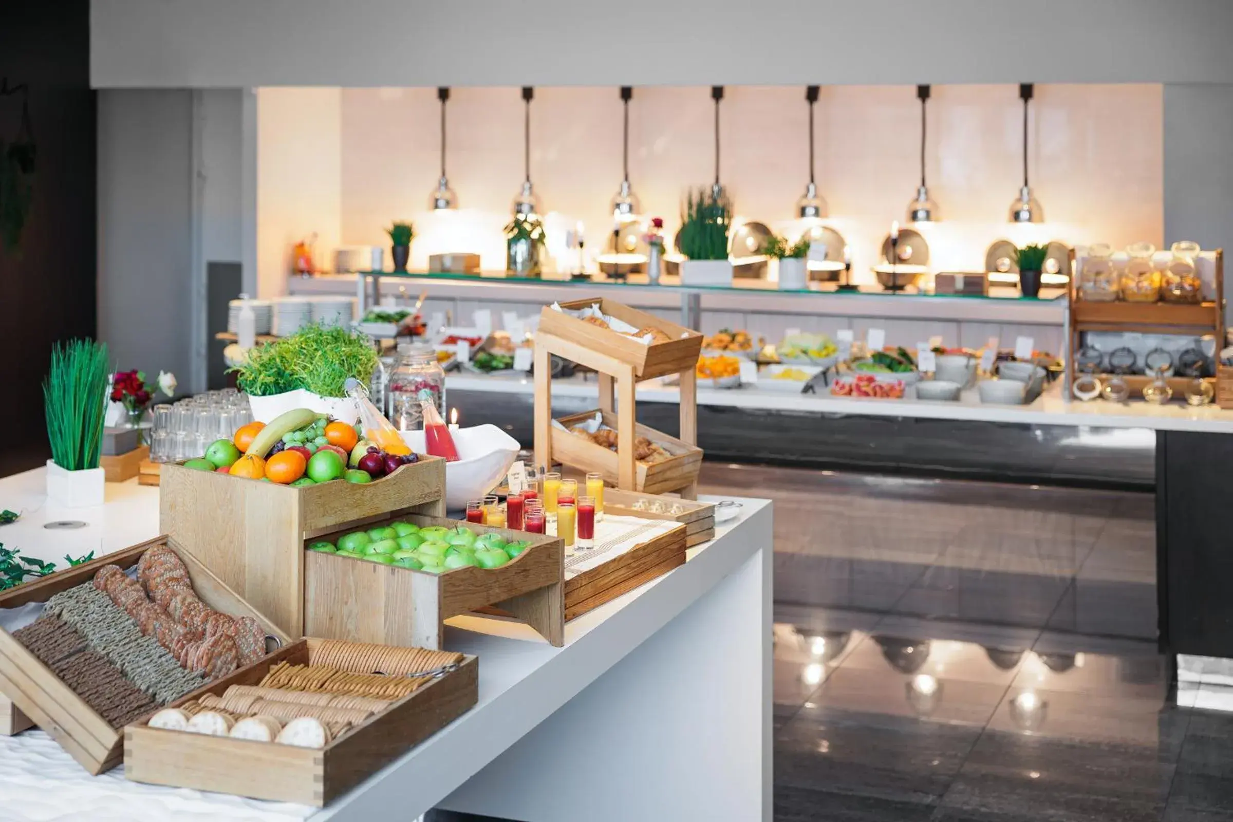 Food and drinks in Quality Hotel Entry Food and drinks in Quality Hotel Entry