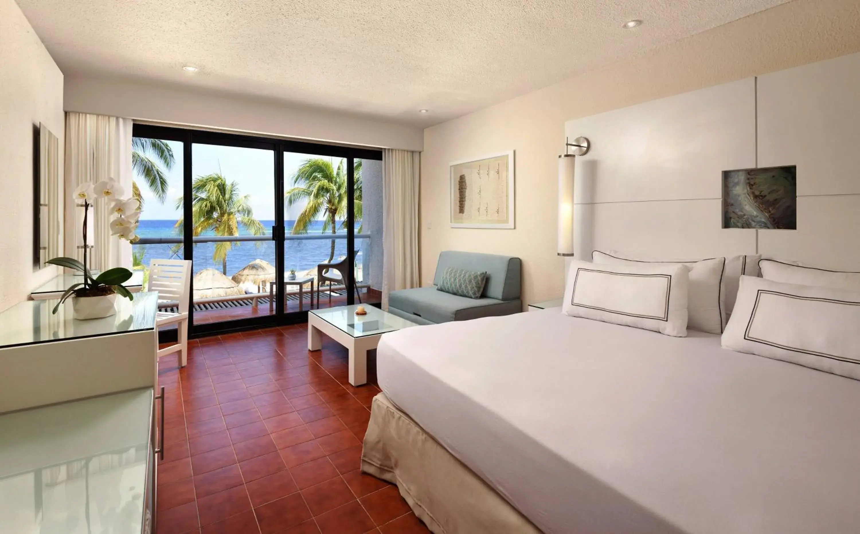 Property building, Bed in Meliá Cozumel - All Inclusive Property building, Bed in Meliá Cozumel - All Inclusive