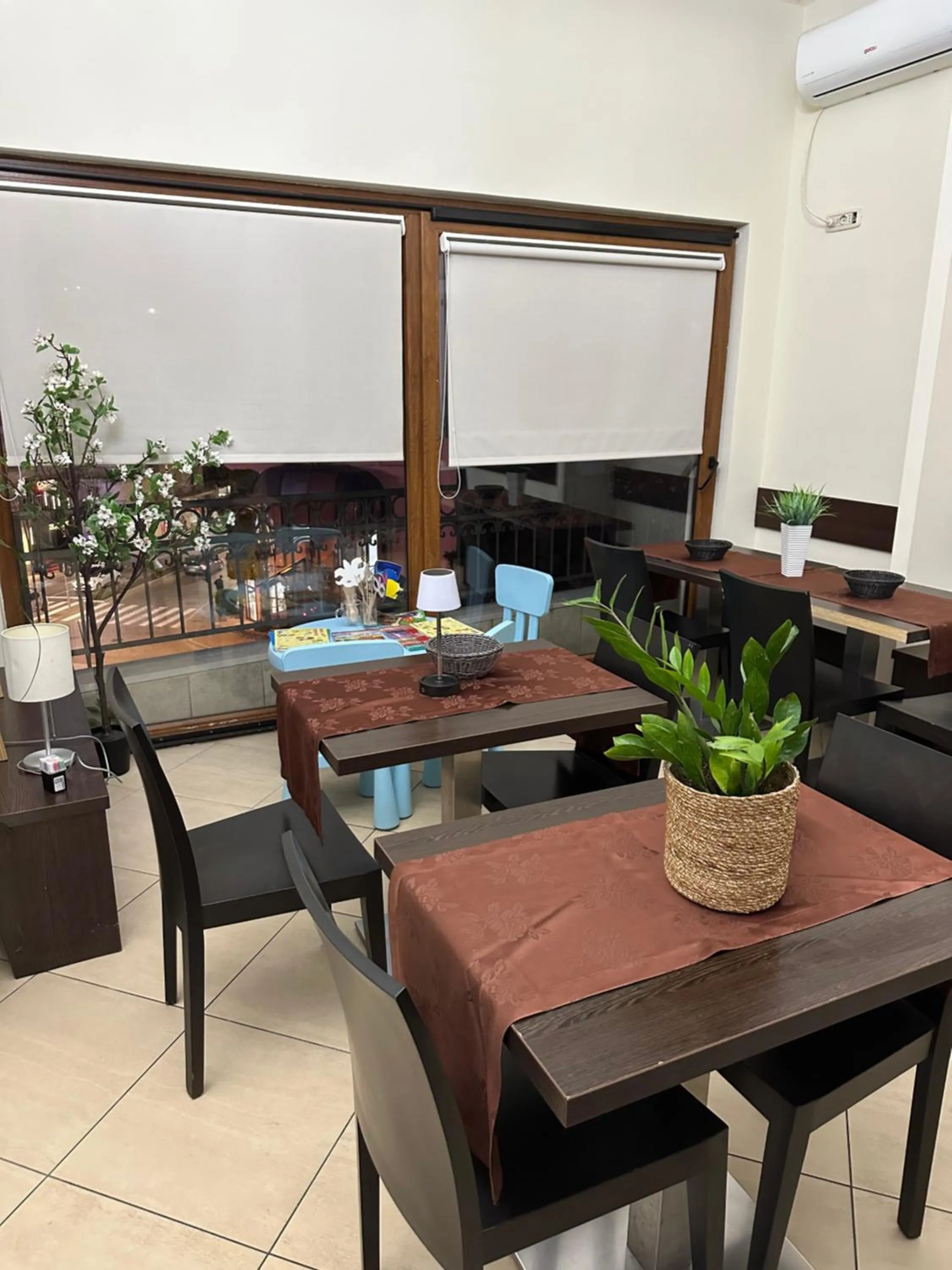 Lucic Rooms & Suites