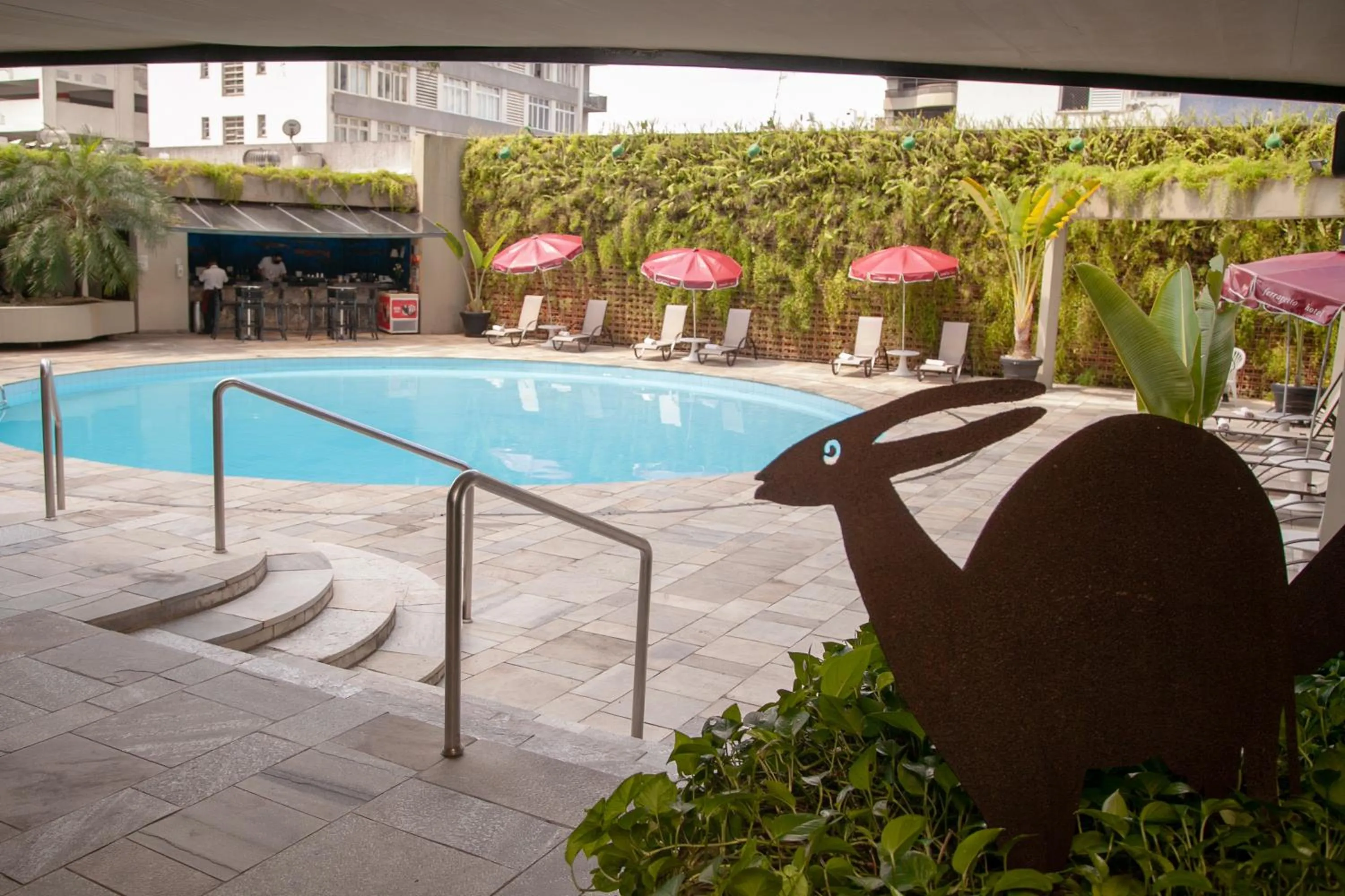 Swimming pool in Ferraretto Guarujá Hotel & Spa