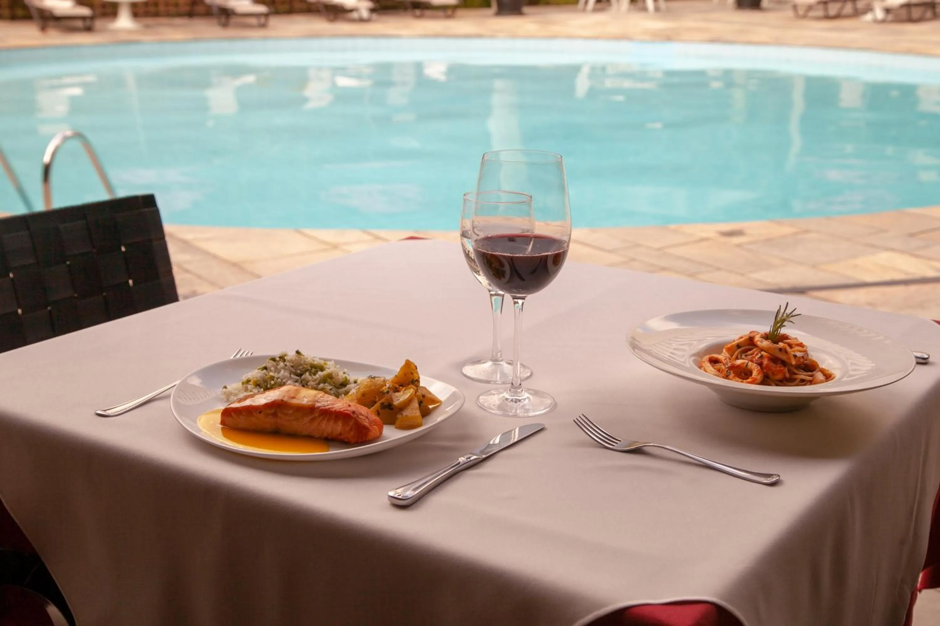 Food and drinks in Ferraretto Guarujá Hotel & Spa