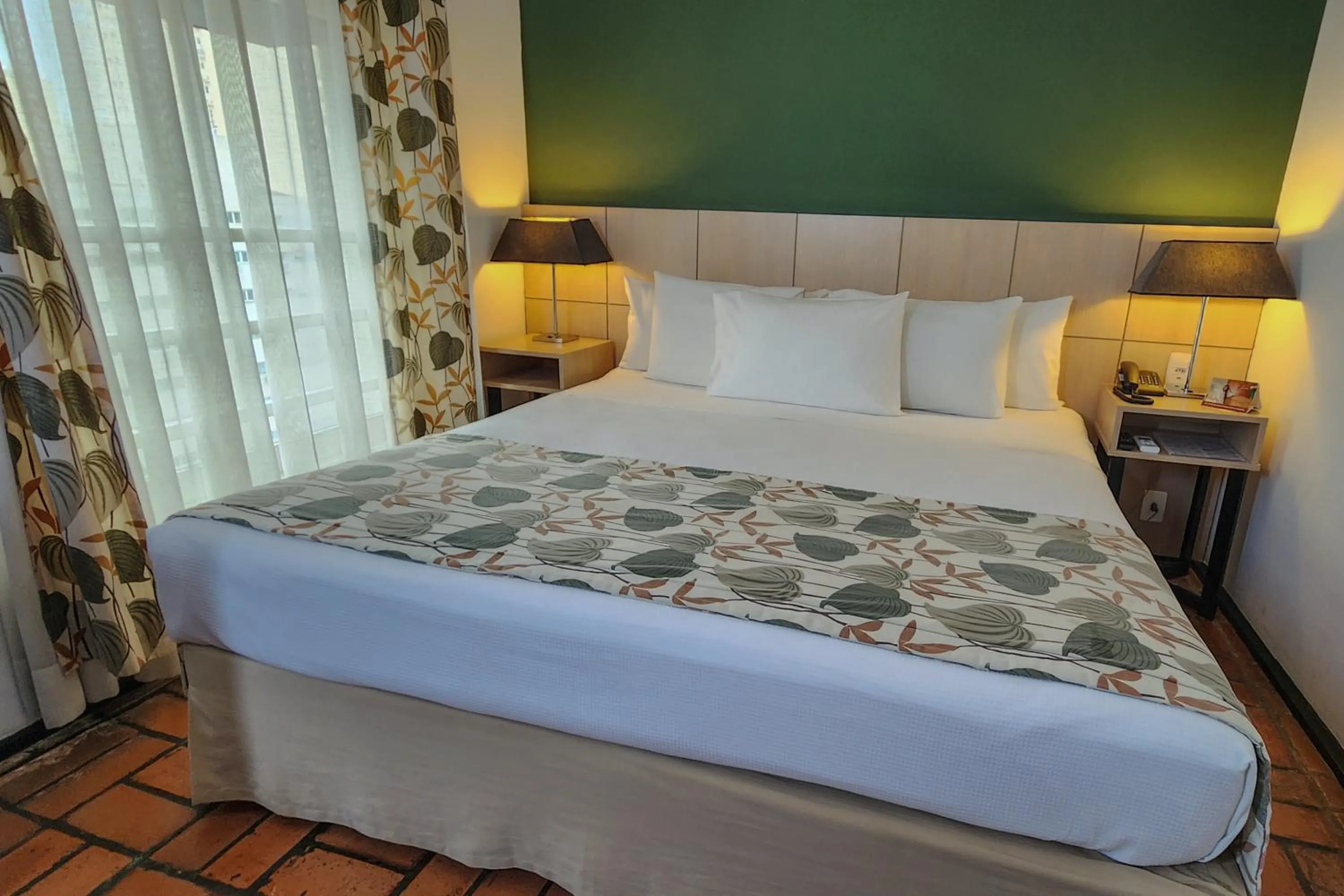 Bed in Ferraretto Guarujá Hotel & Spa